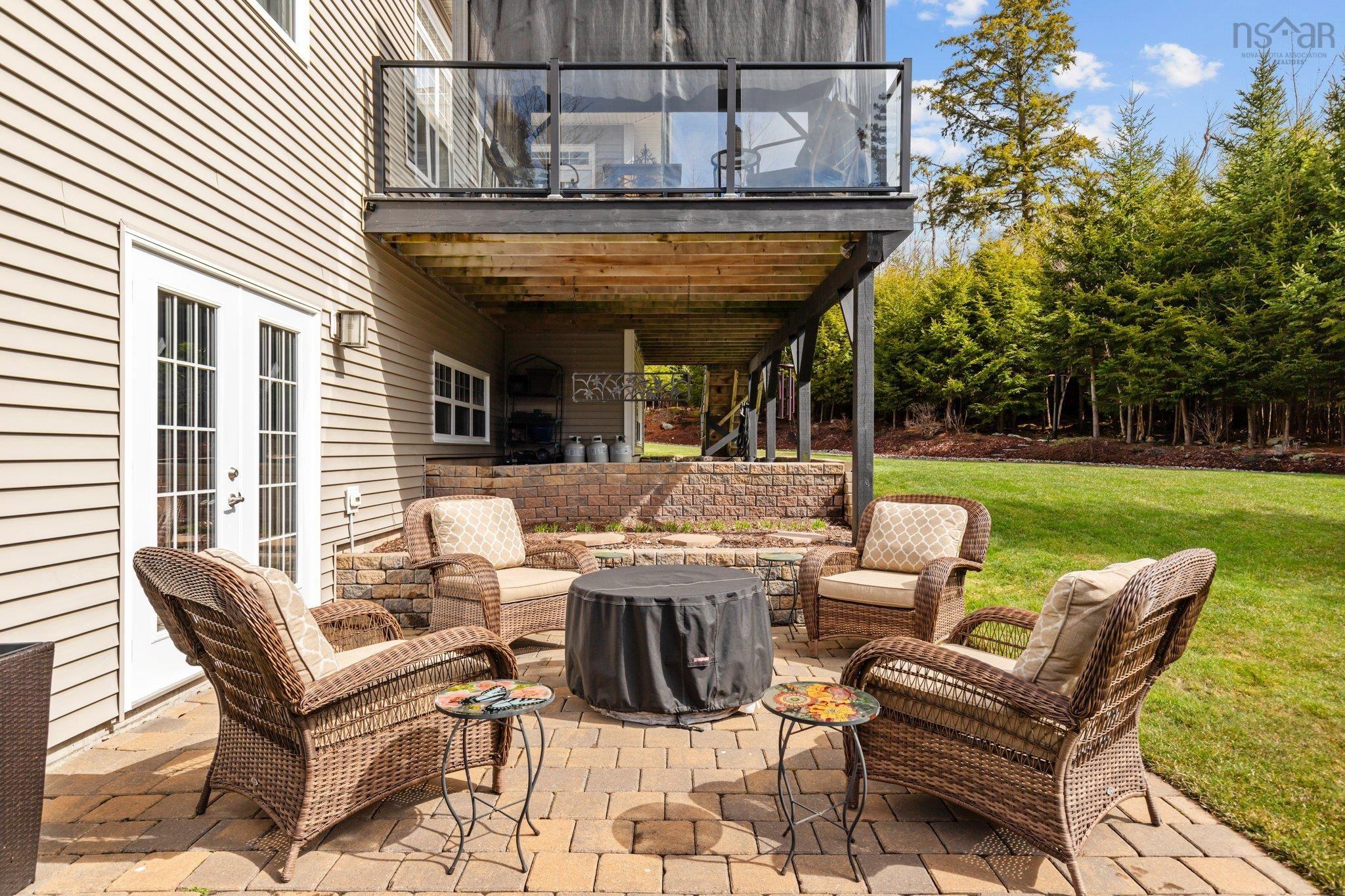 $1,199,000.00: 57 Dungarry Close, Fall River
