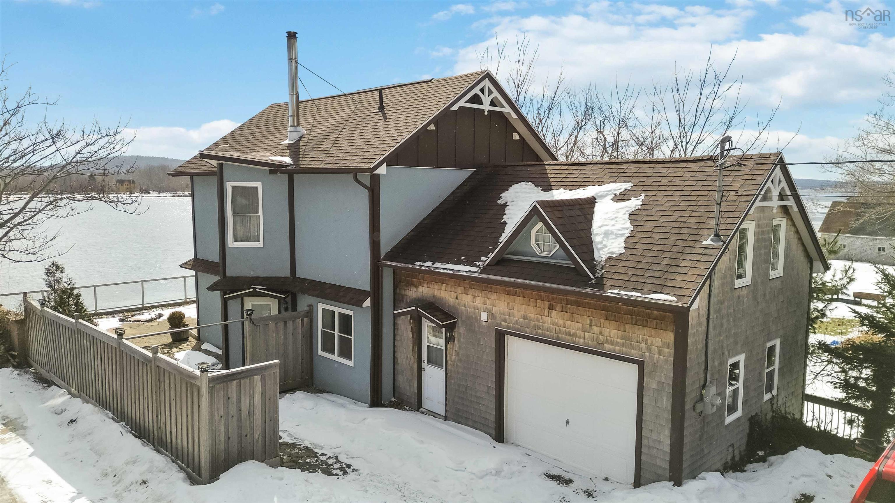$644,400.00: 5438 Granville Road, Granville Ferry
