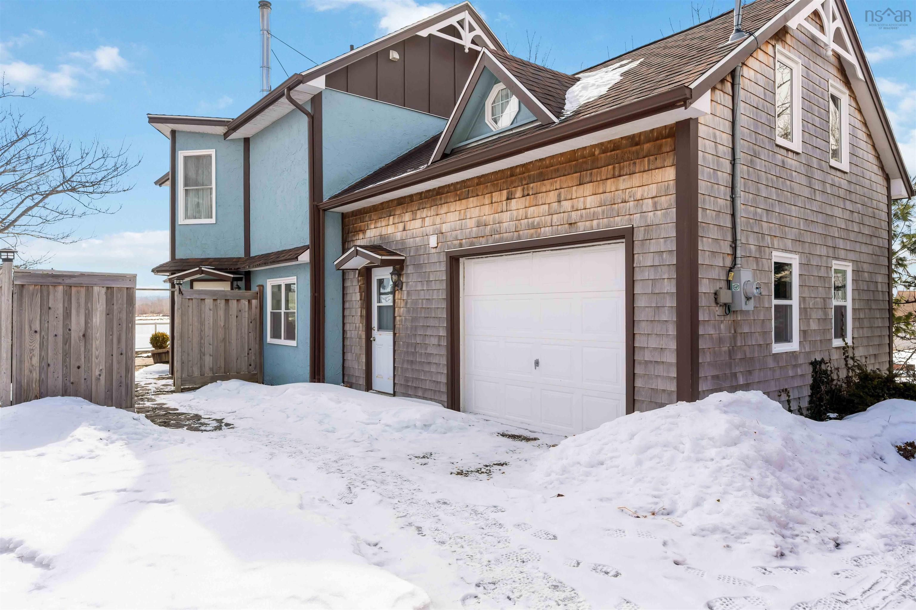 $644,400.00: 5438 Granville Road, Granville Ferry