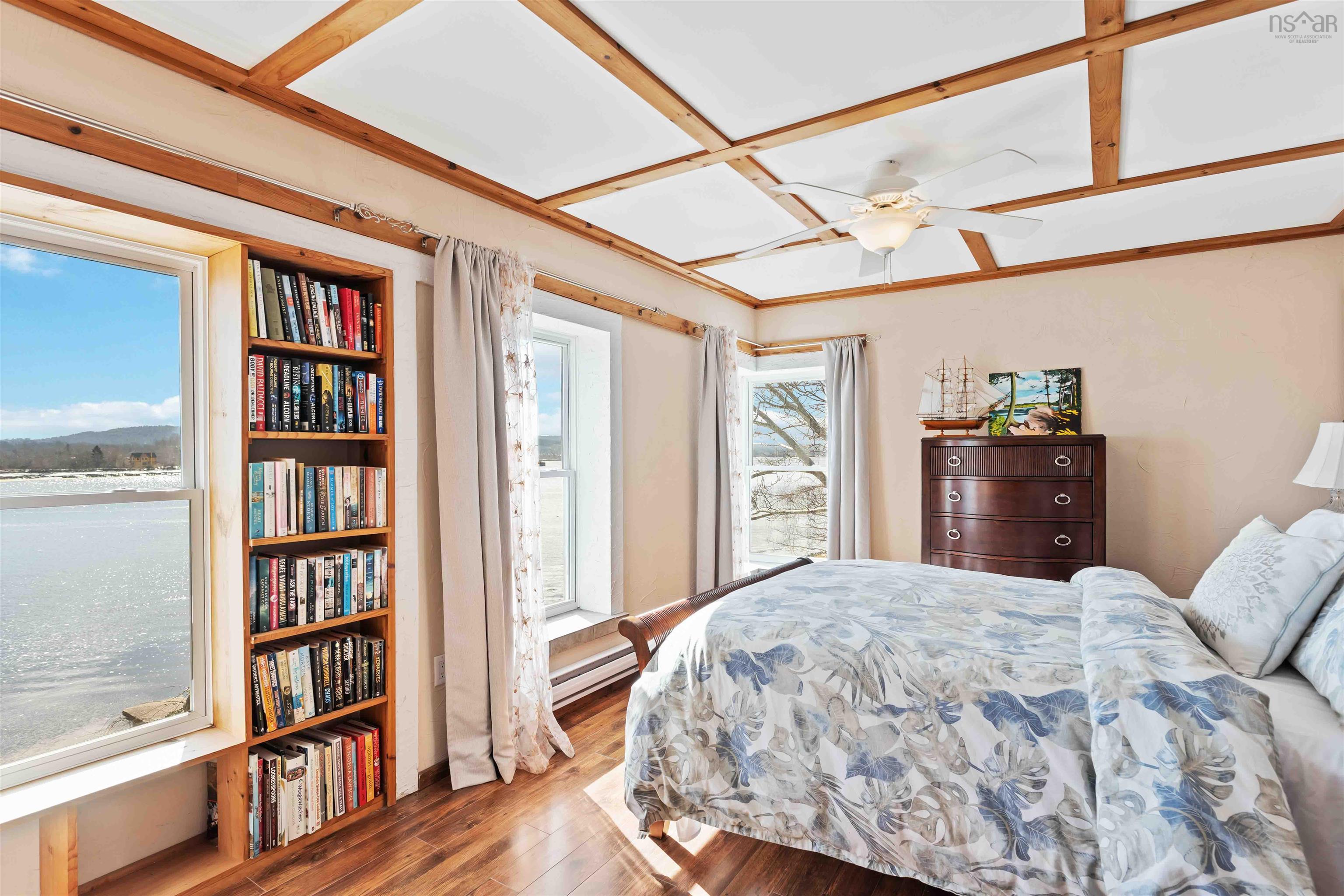 $644,400.00: 5438 Granville Road, Granville Ferry