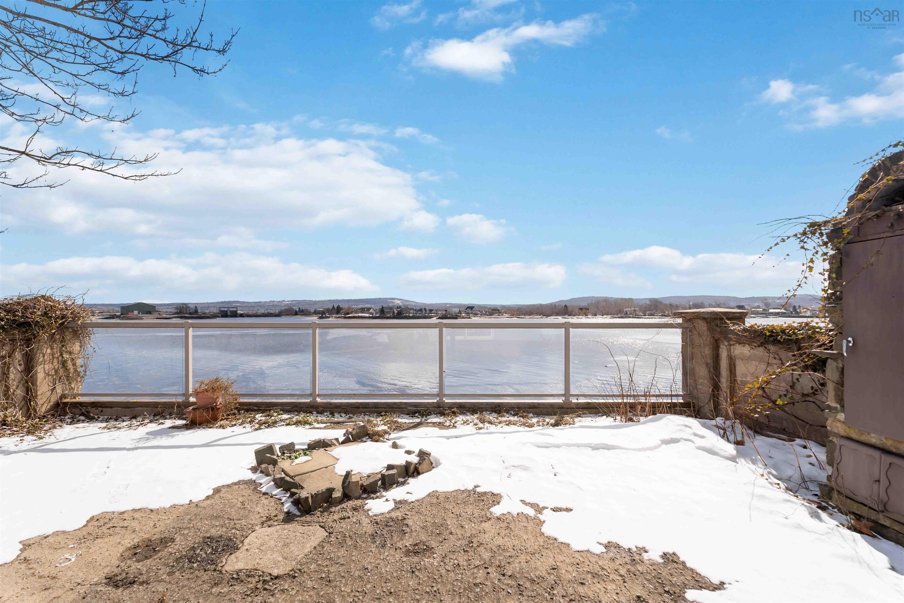 $644,400.00: 5438 Granville Road, Granville Ferry