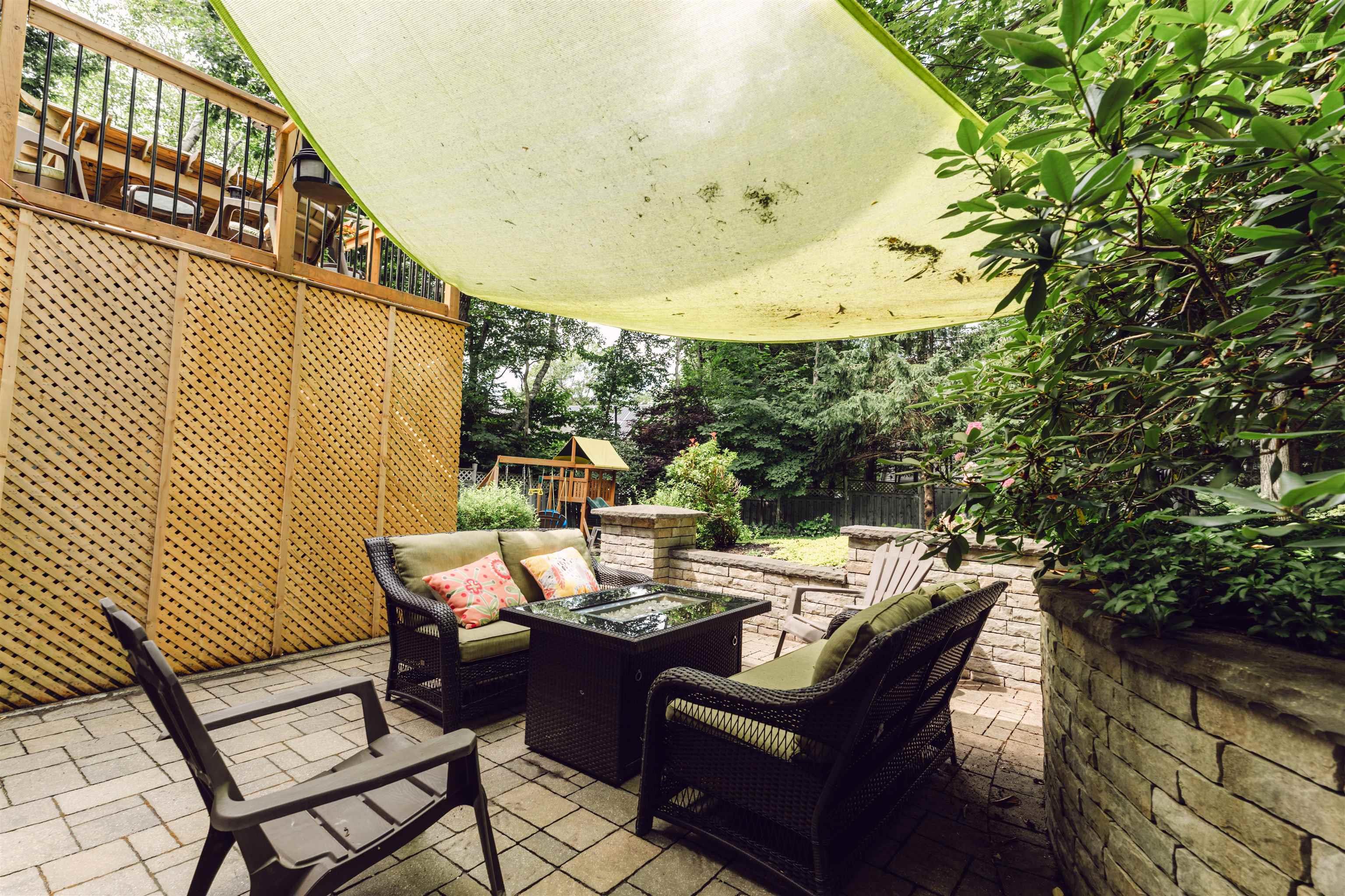 $1,199,000.00: 158 Eaglewood Drive, Bedford