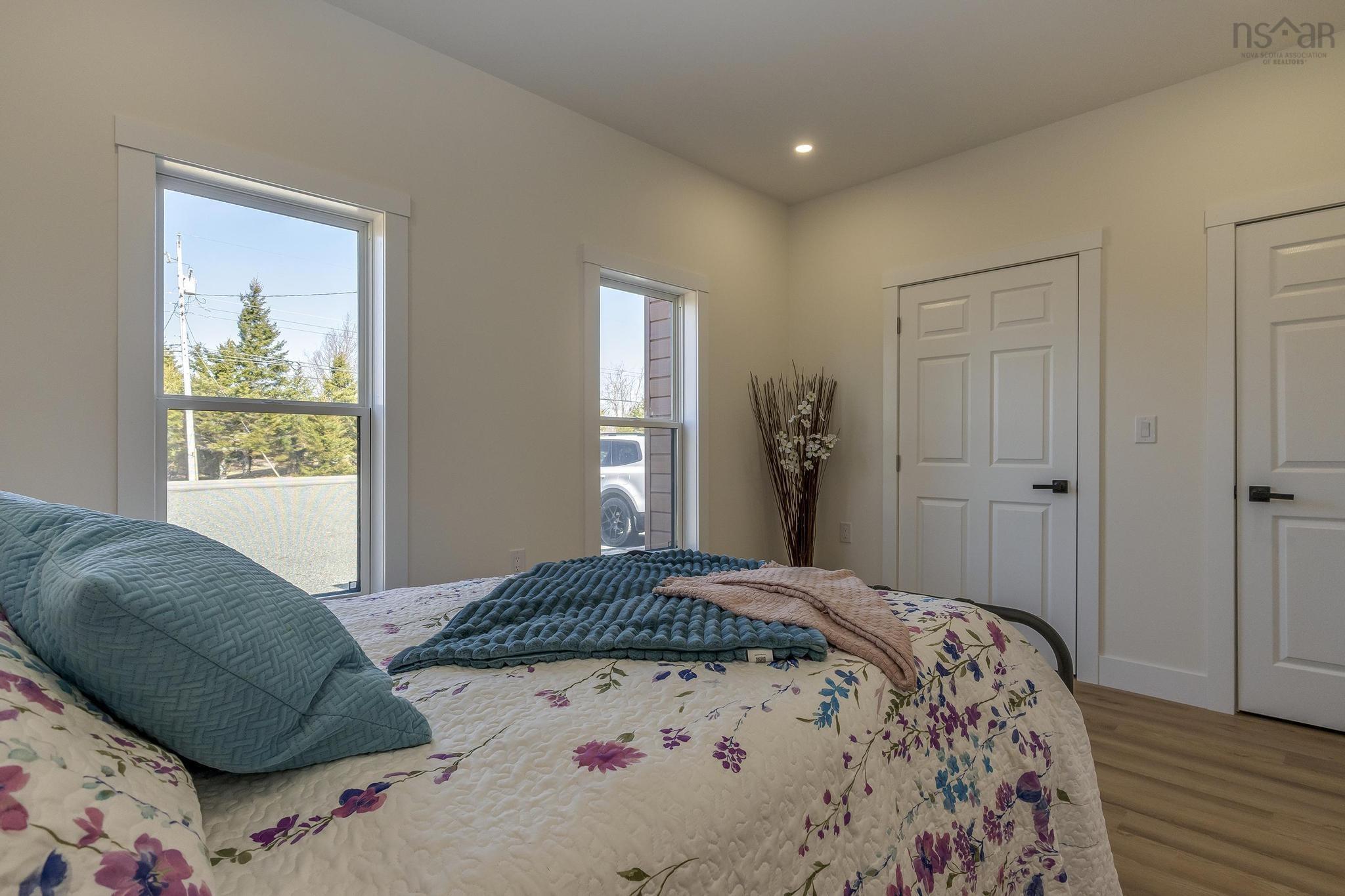$399,900.00: 192 Harmony Ridge Road, Harmony