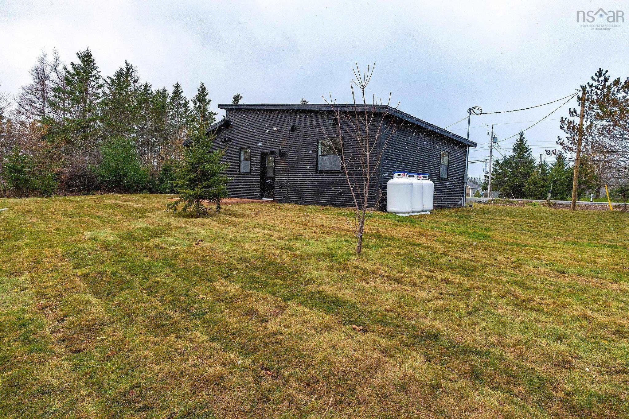 $399,900.00: 192 Harmony Ridge Road, Harmony
