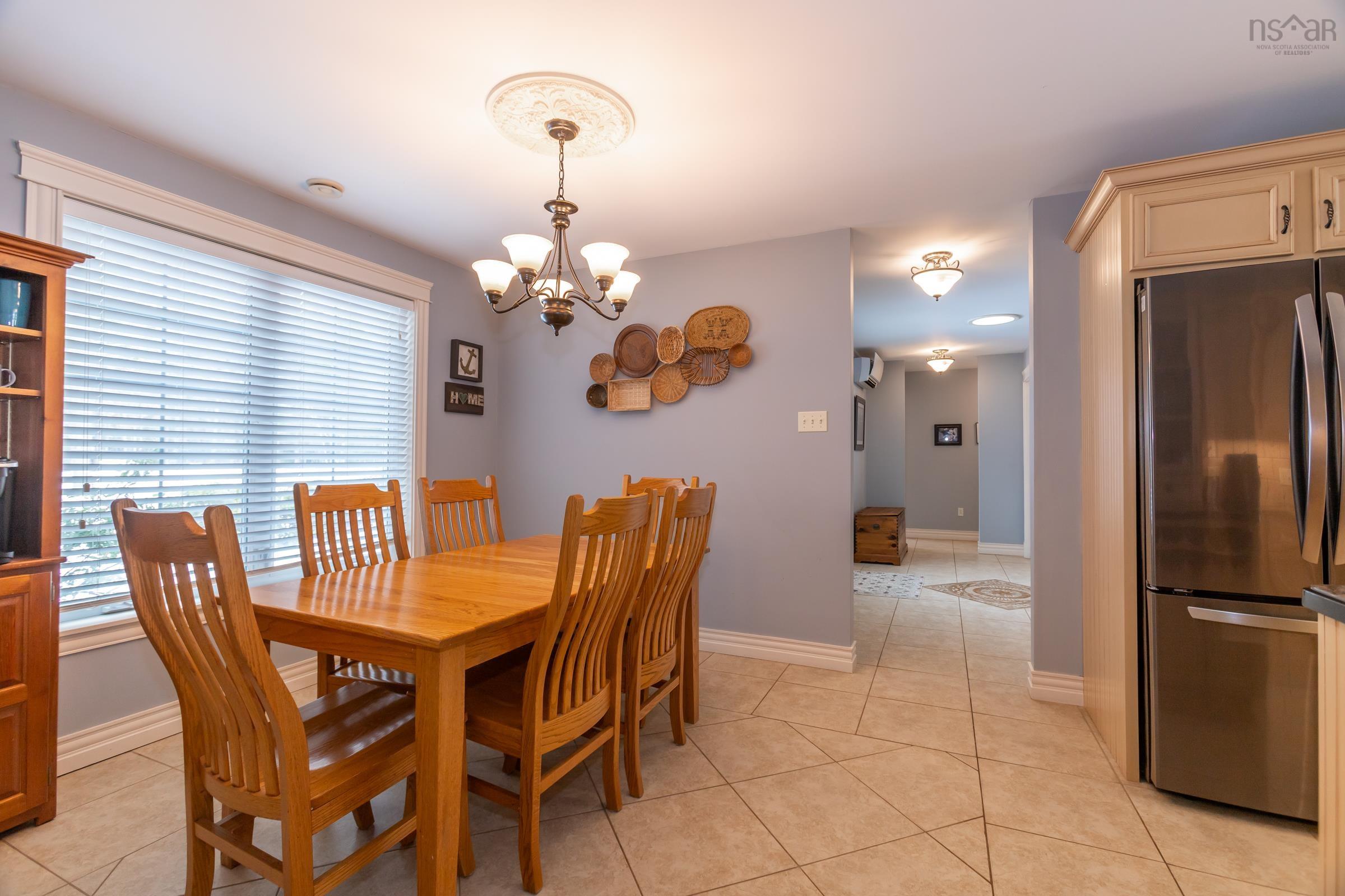 $550,000.00: 71 Dr. Lewis Johnston Street, South Farmington