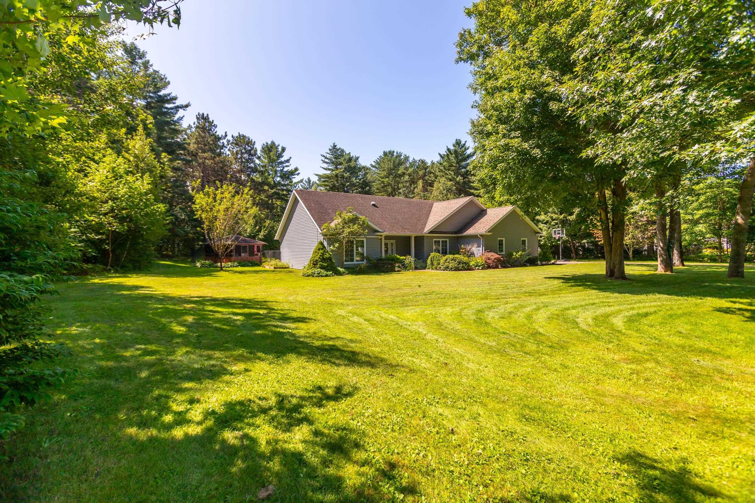 $550,000.00: 71 Dr. Lewis Johnston Street, South Farmington