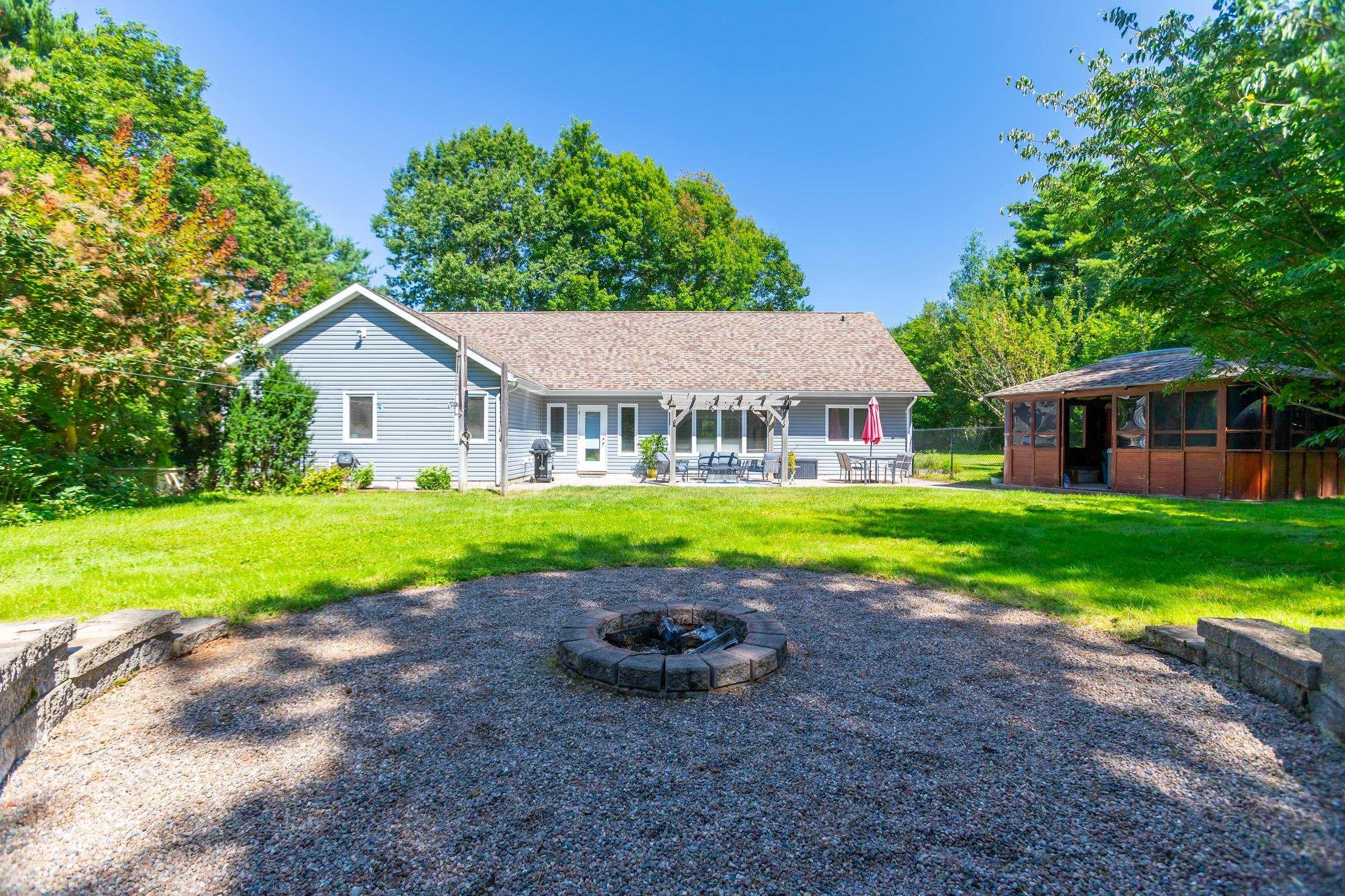 $550,000.00: 71 Dr. Lewis Johnston Street, South Farmington