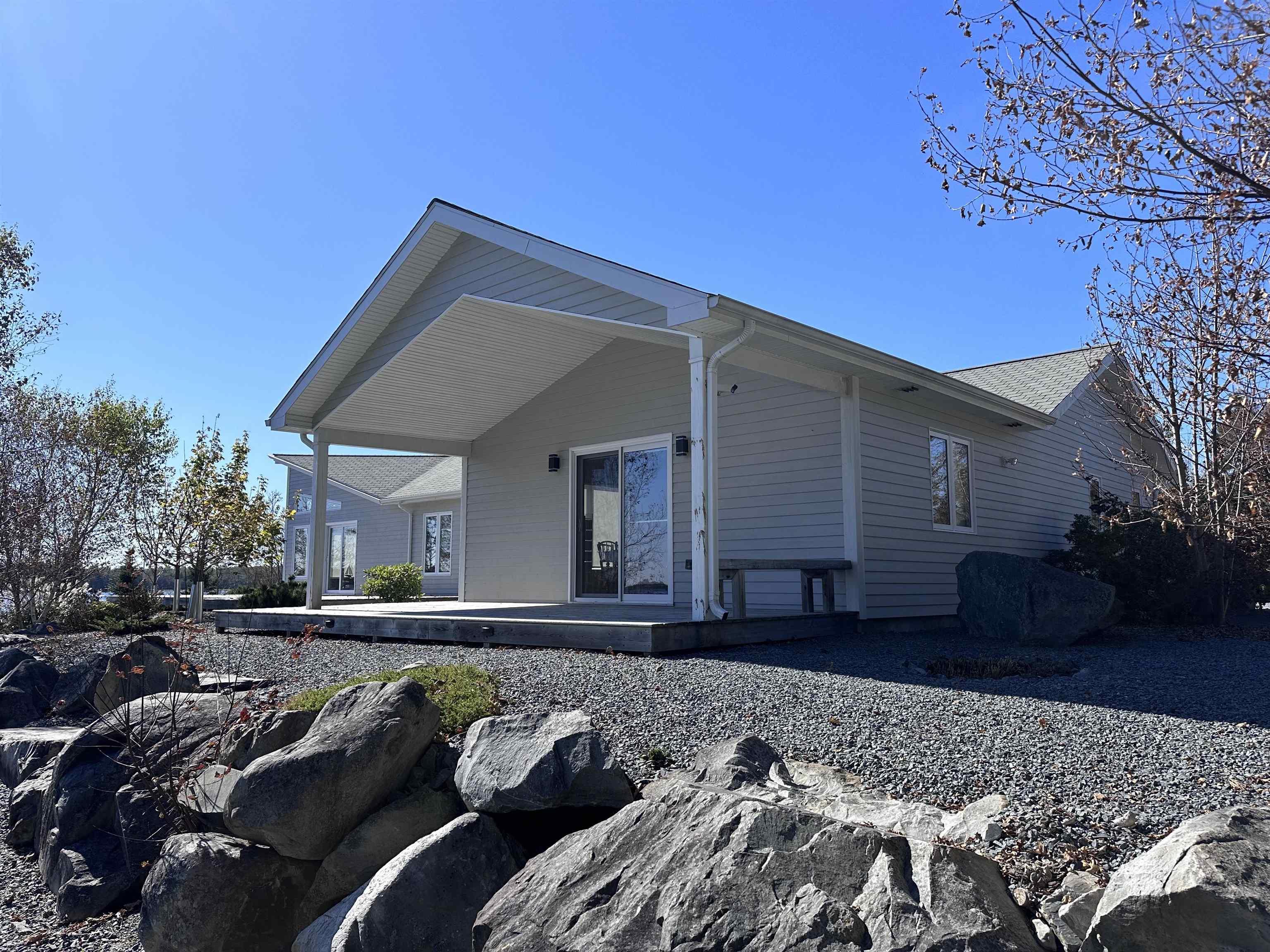 $1,500,000.00: 668 Highway 331, East Port Medway