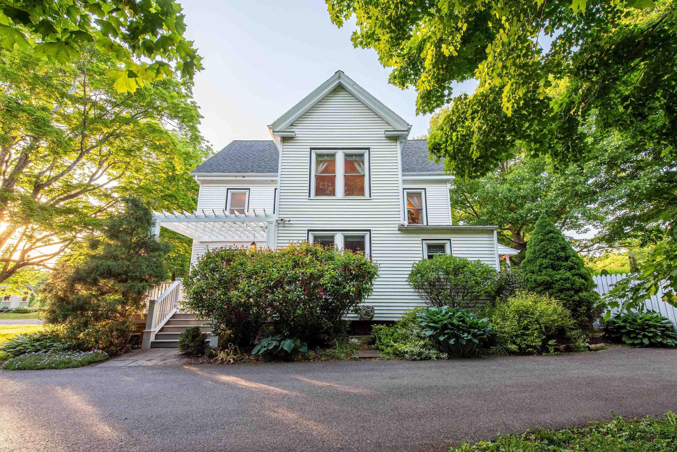 $849,900.00: 1004 Chapel Road, Canning