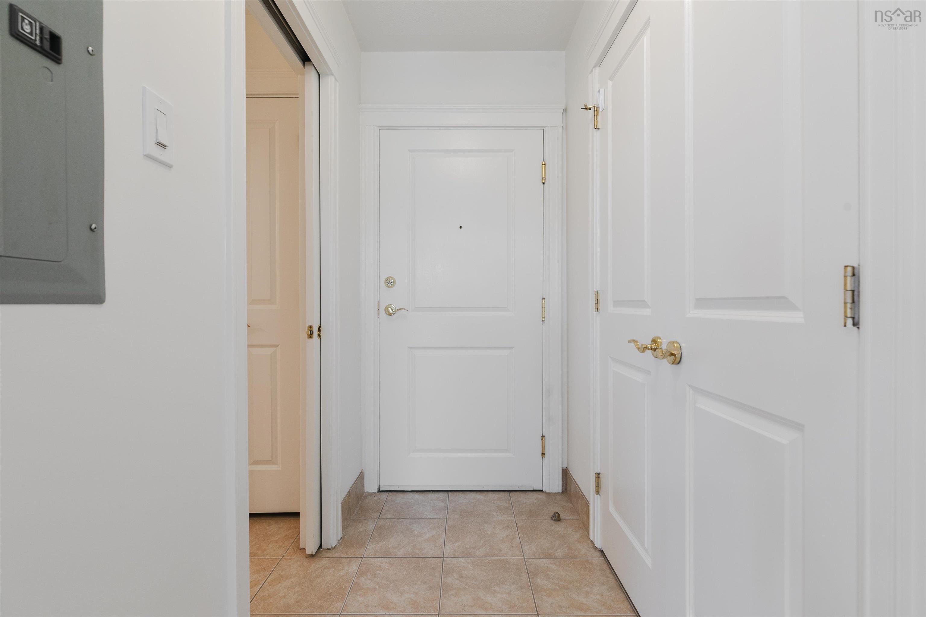 $289,900.00: 105 202 Walter Havill, Halifax