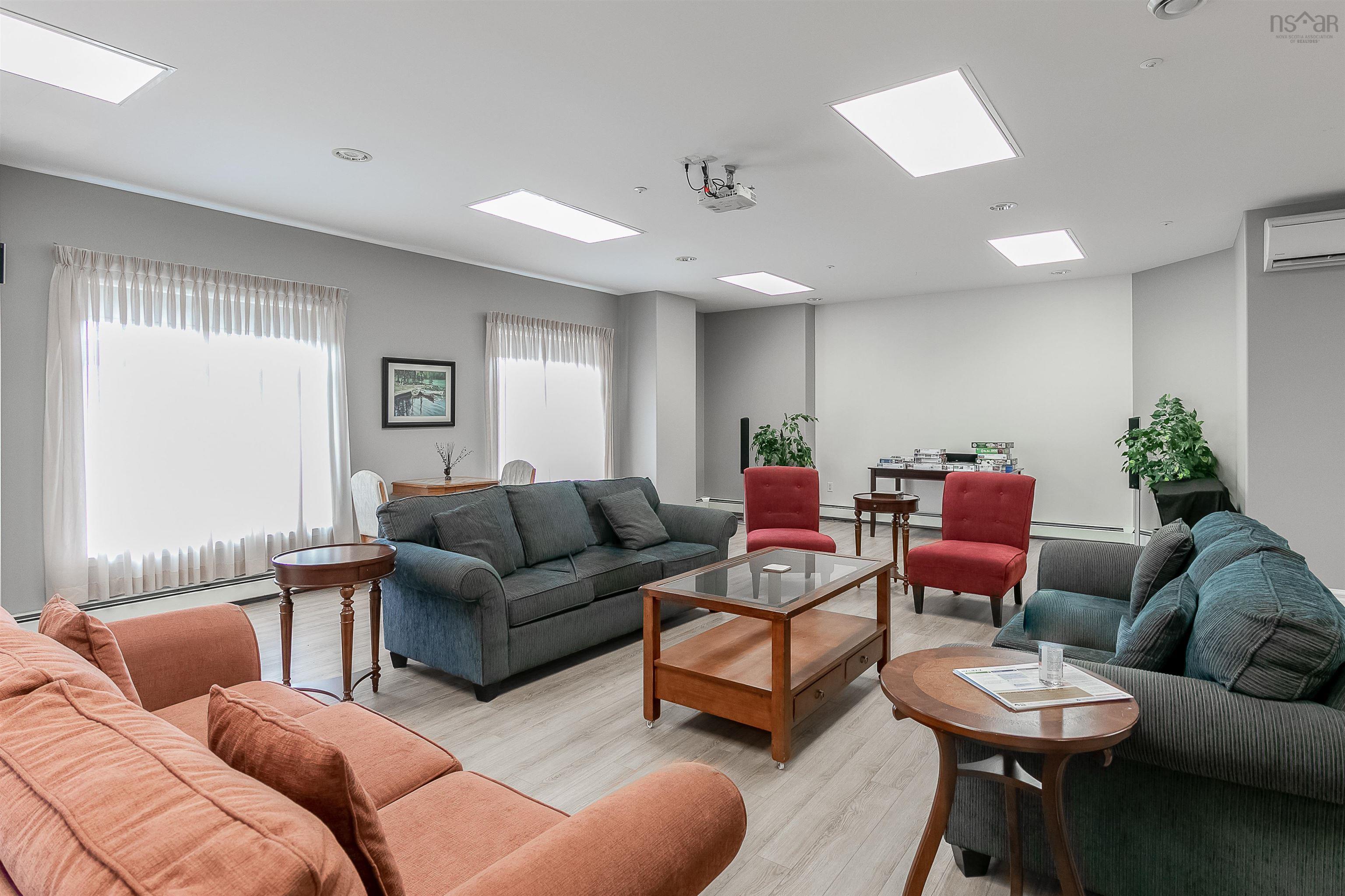 $289,900.00: 105 202 Walter Havill, Halifax