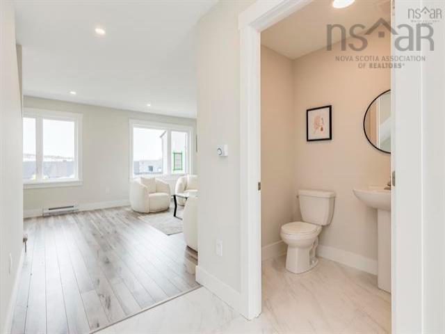 $689,900.00: 2060 27 Granite Terrace, Beechville