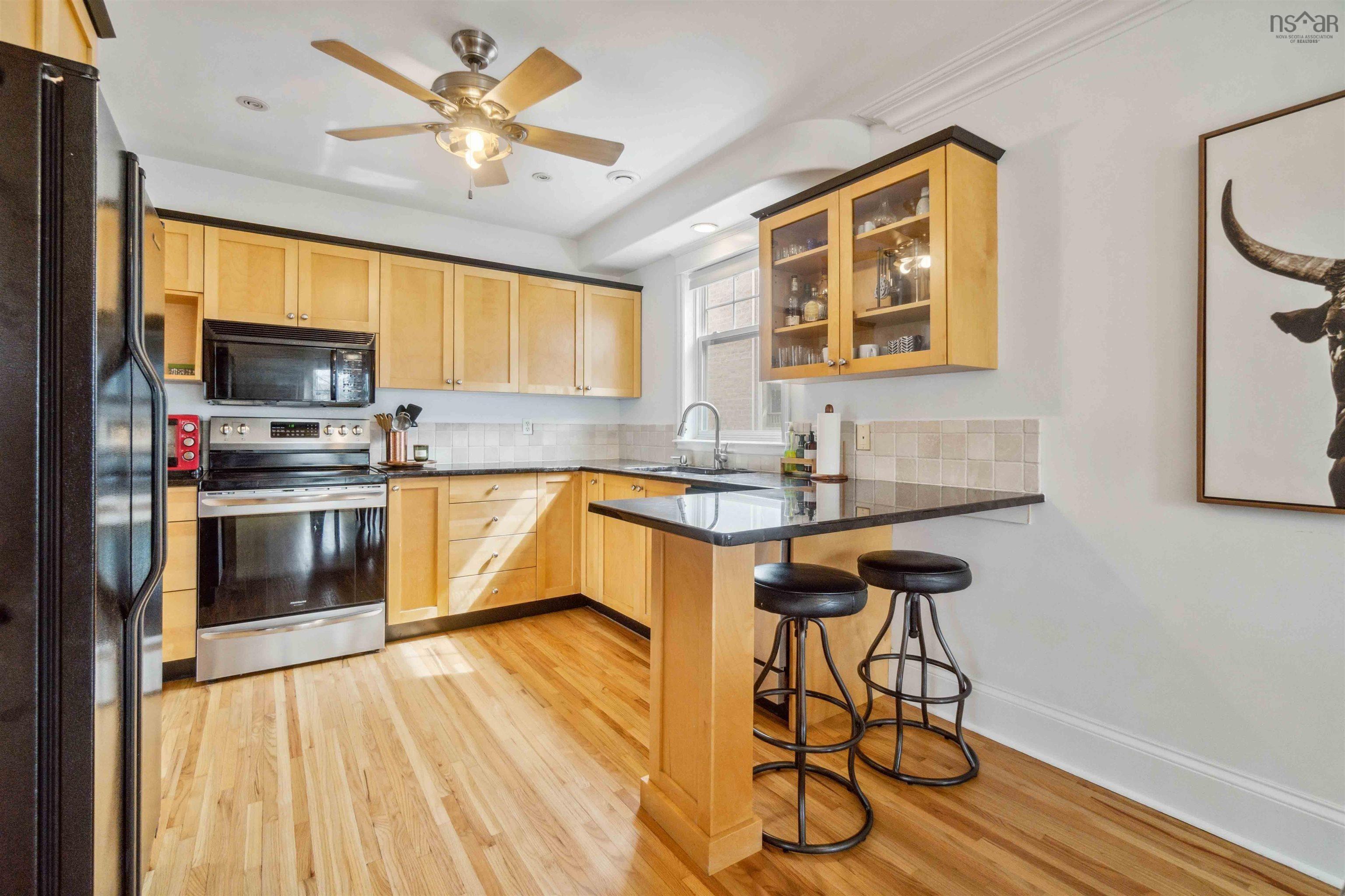 $759,900.00: 1139 101 Wellington Street, Halifax