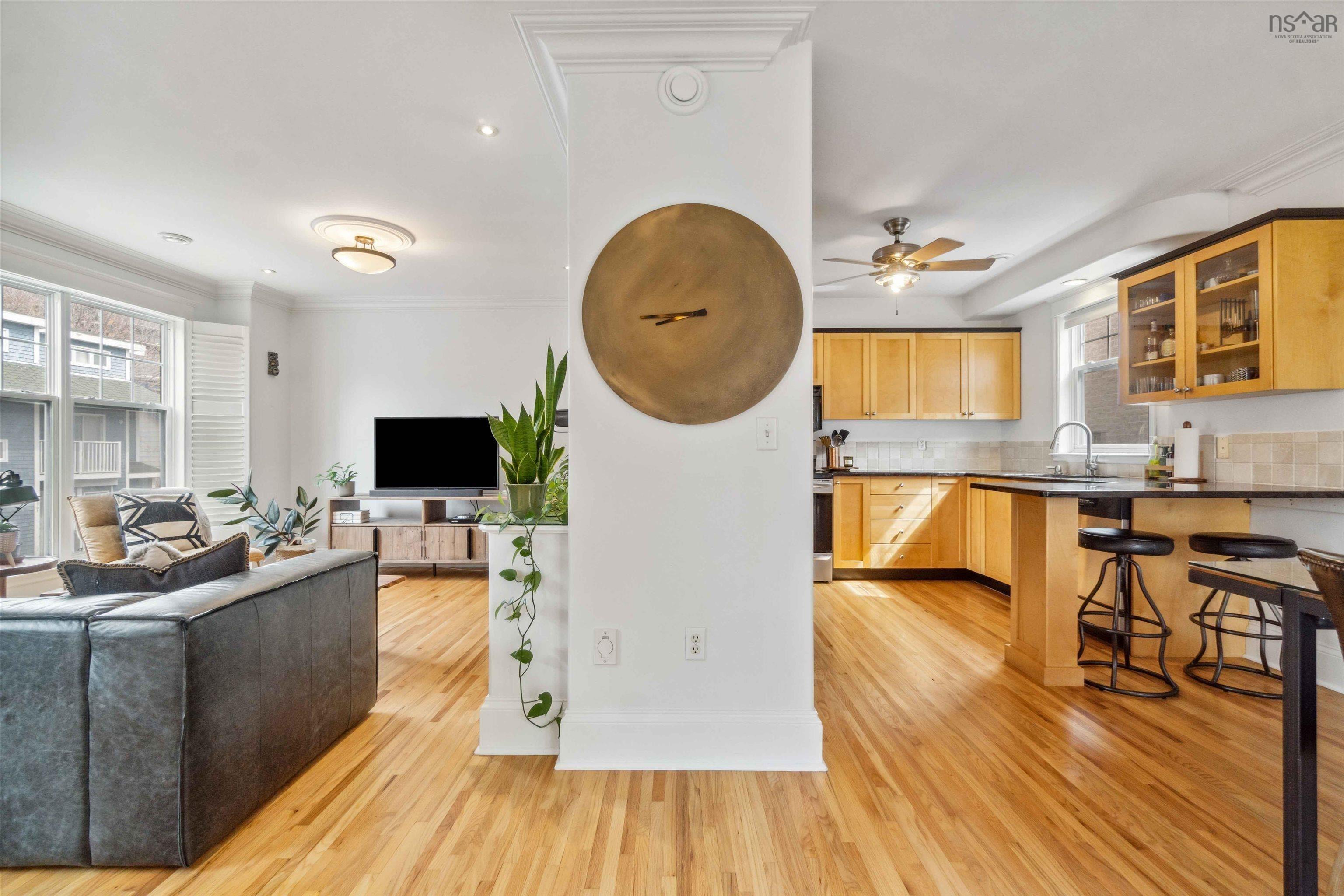 $759,900.00: 1139 101 Wellington Street, Halifax