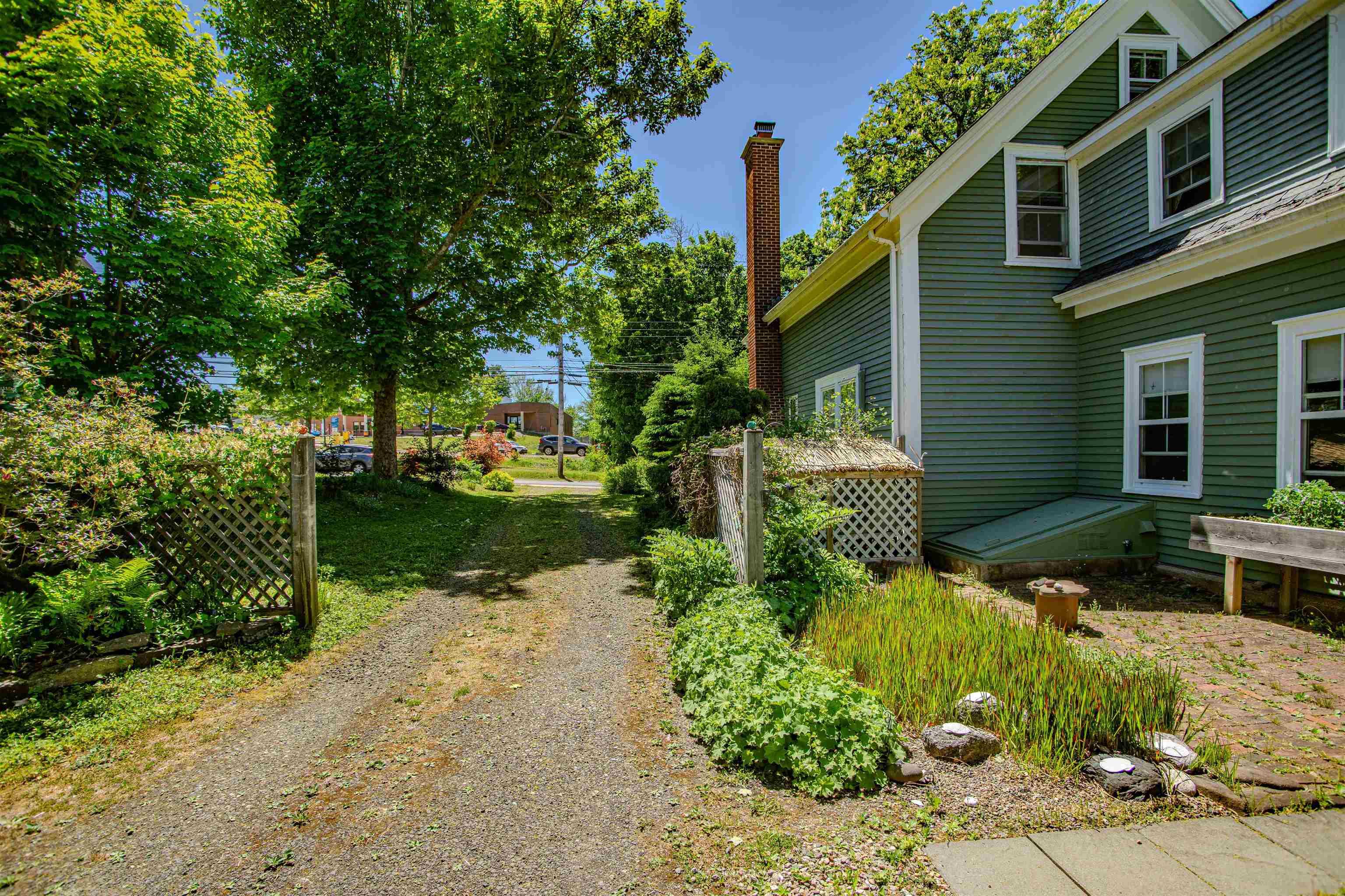 $480,000.00: 800 St George Street, Annapolis Royal