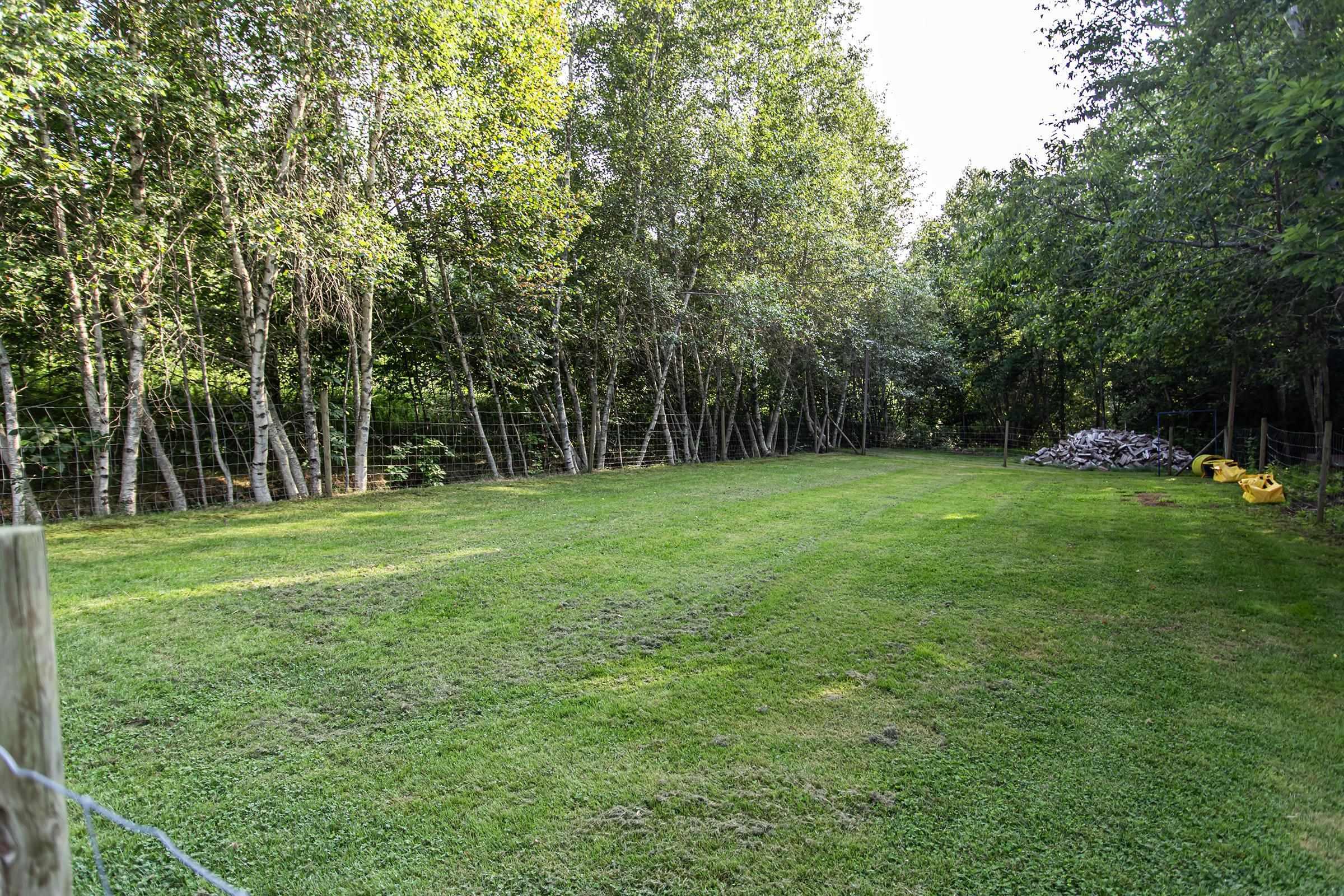 $550,000.00: 1732 Meadowvale Road, Harmony