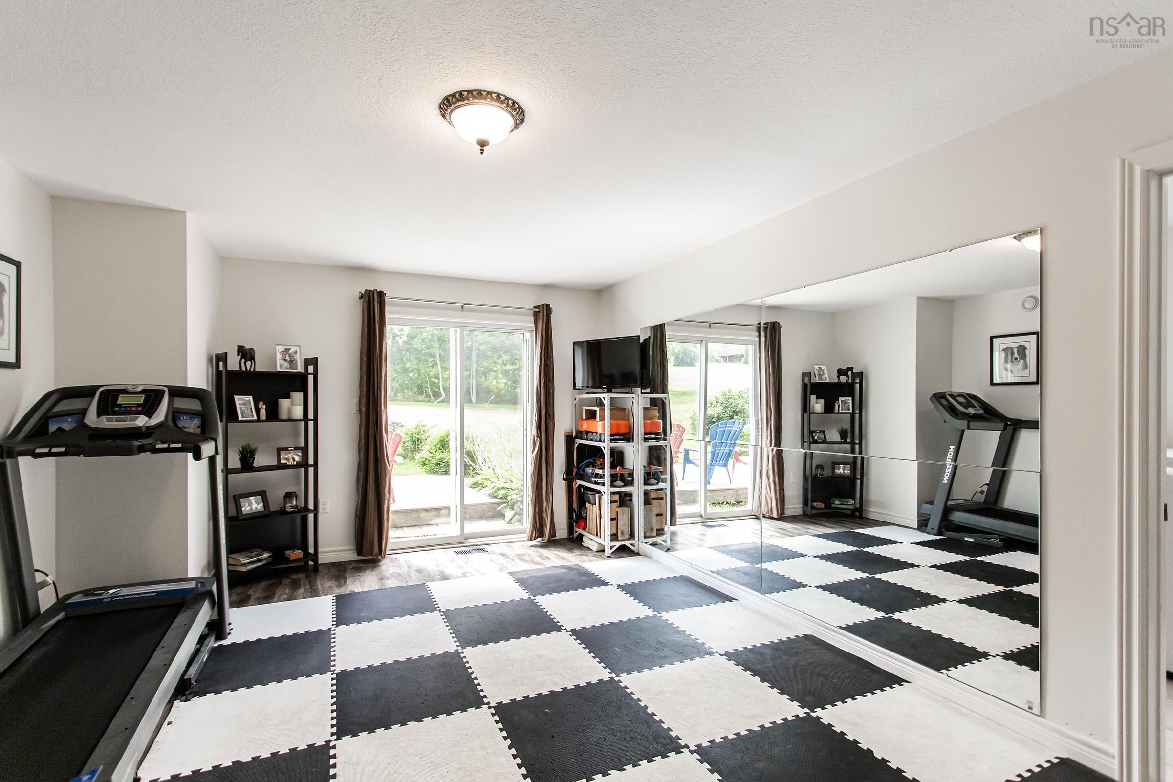 $550,000.00: 1732 Meadowvale Road, Harmony
