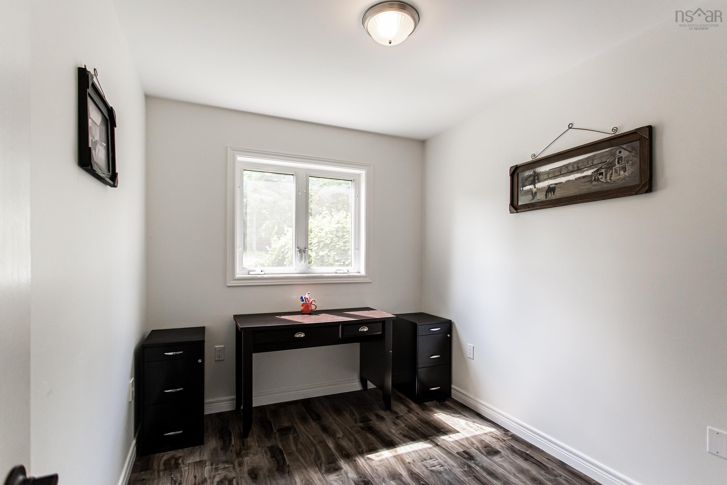 $550,000.00: 1732 Meadowvale Road, Harmony