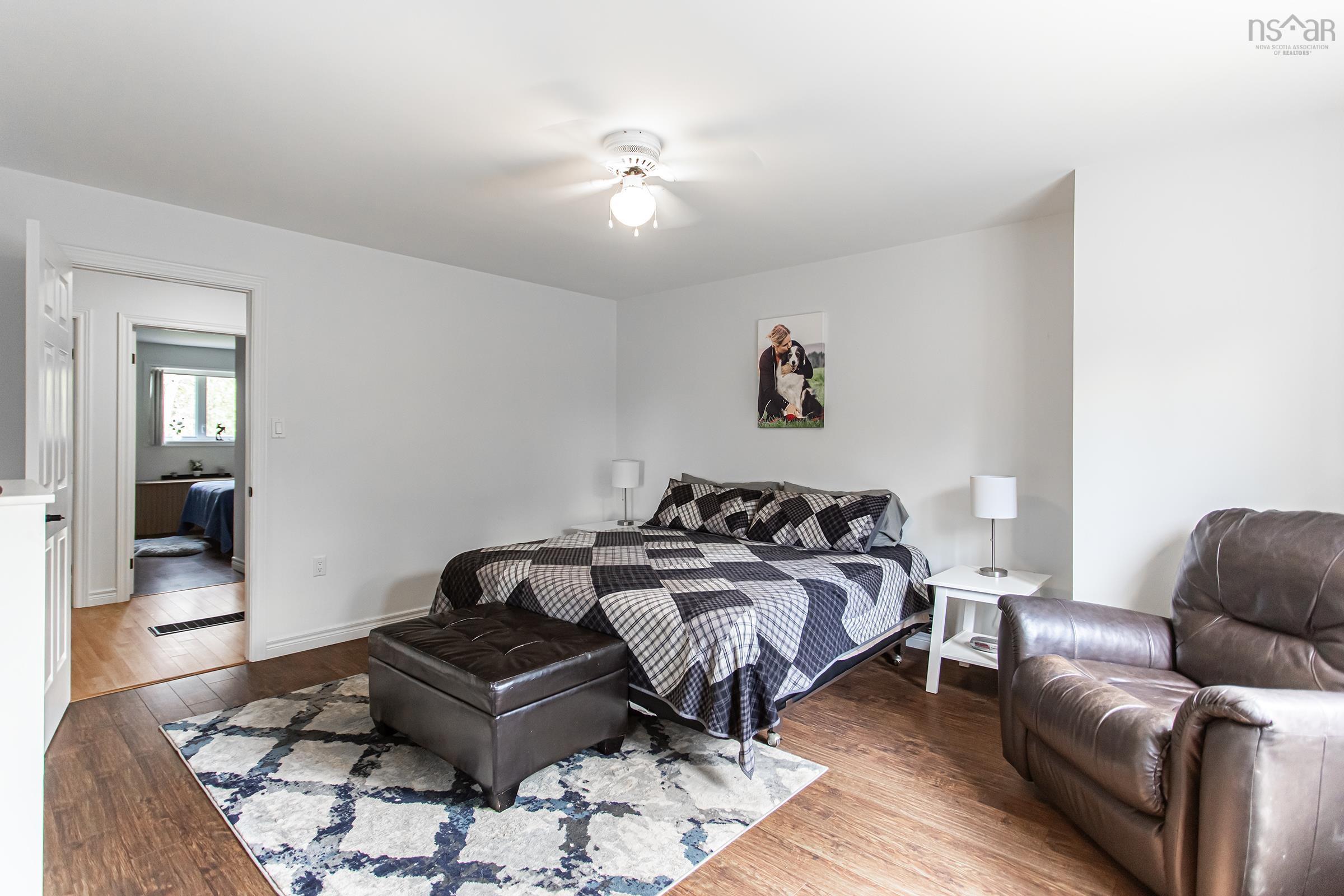 $550,000.00: 1732 Meadowvale Road, Harmony