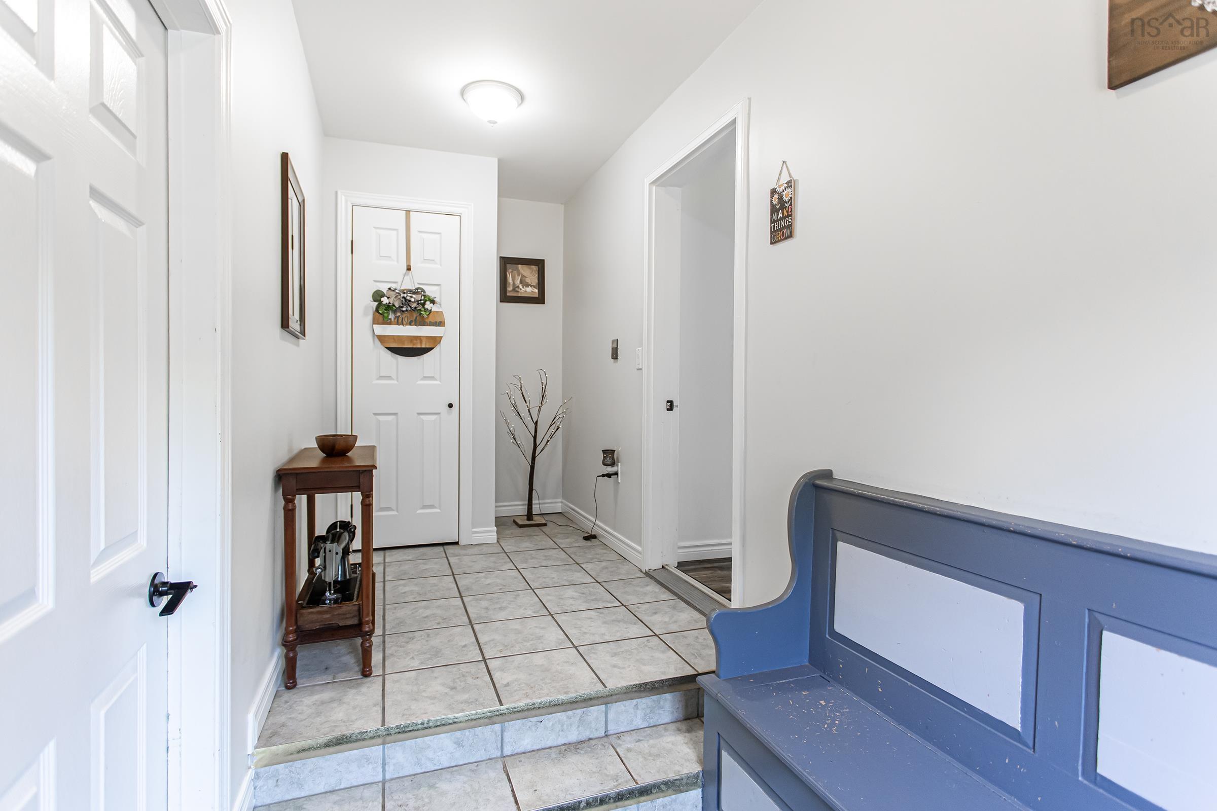 $550,000.00: 1732 Meadowvale Road, Harmony