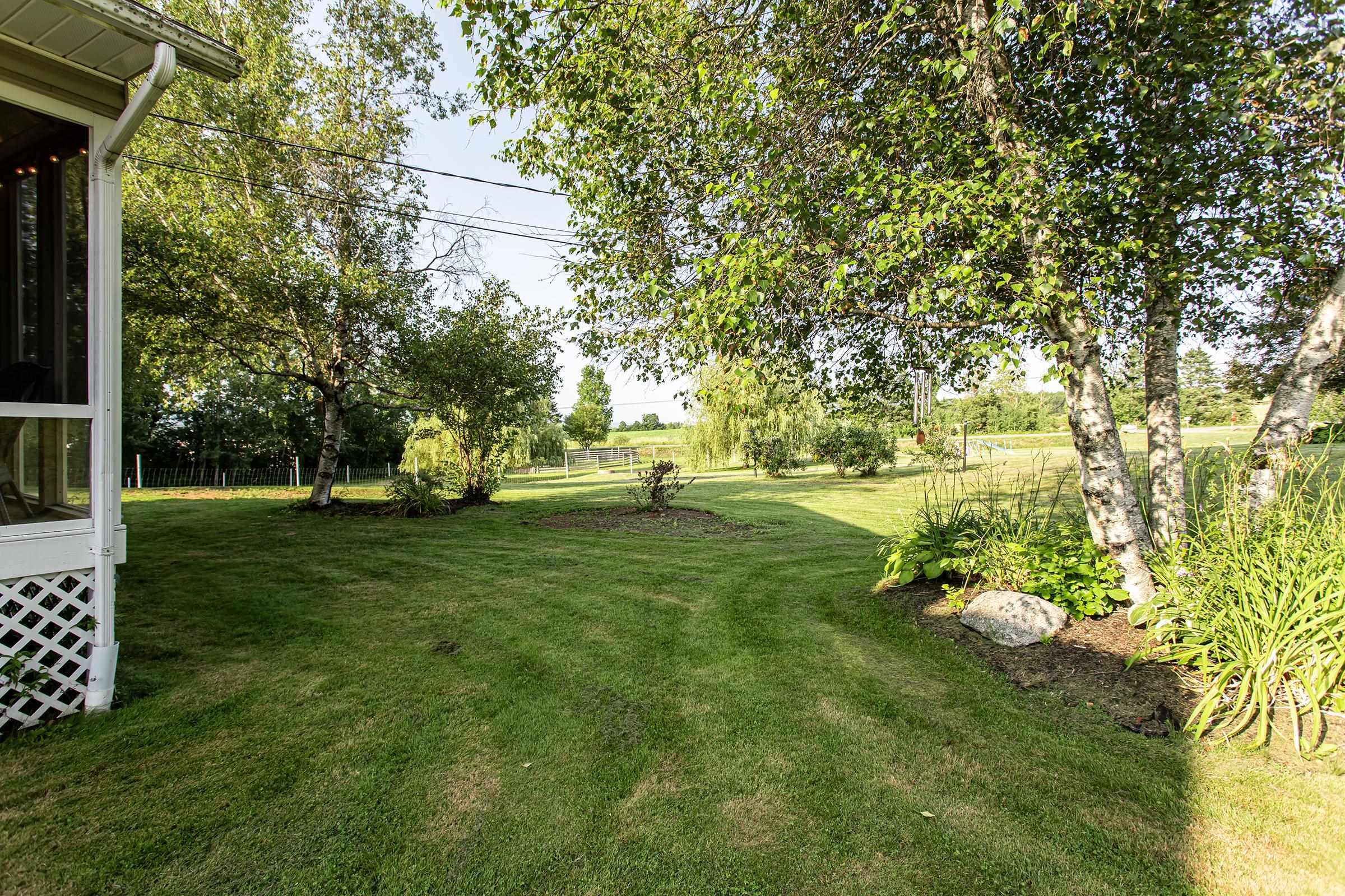$550,000.00: 1732 Meadowvale Road, Harmony