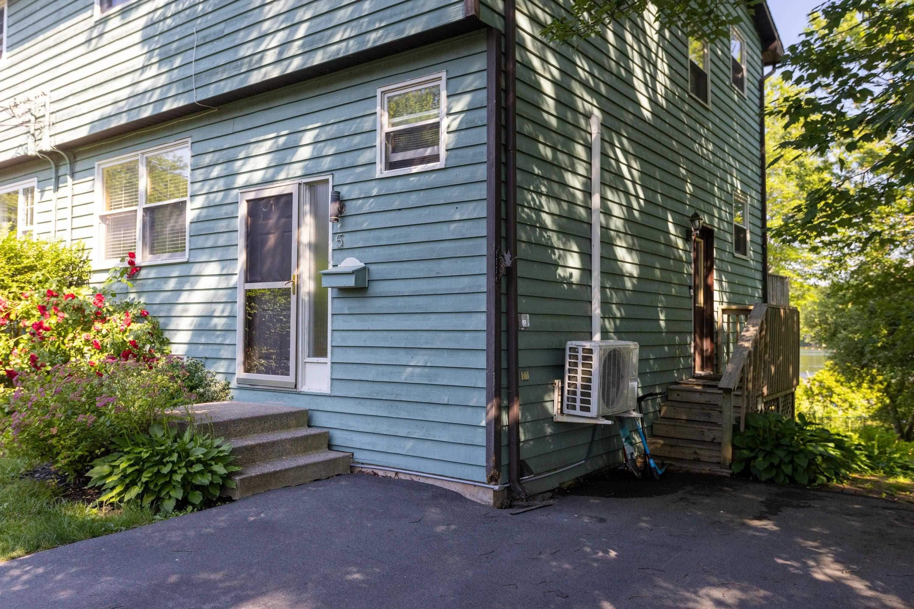 $689,900.00: 5 Hume Street, Dartmouth