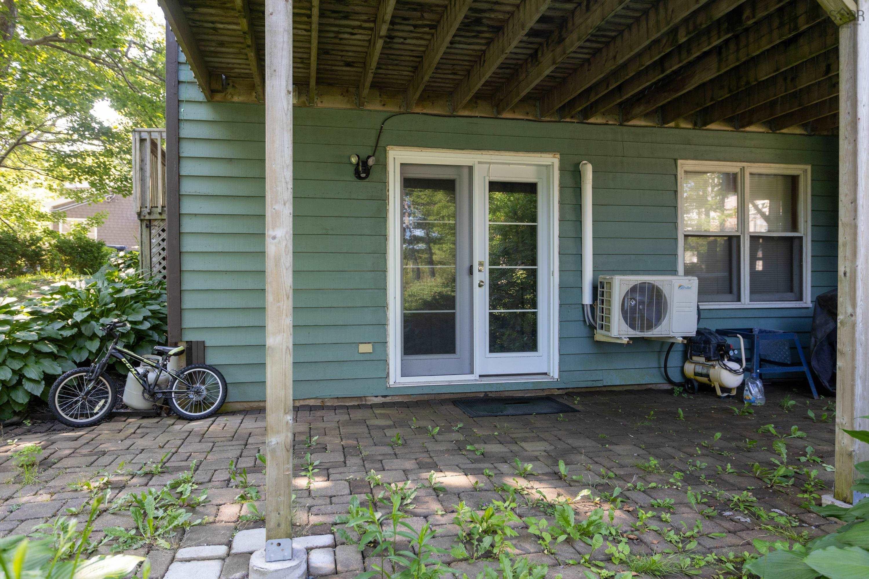 $689,900.00: 5 Hume Street, Dartmouth