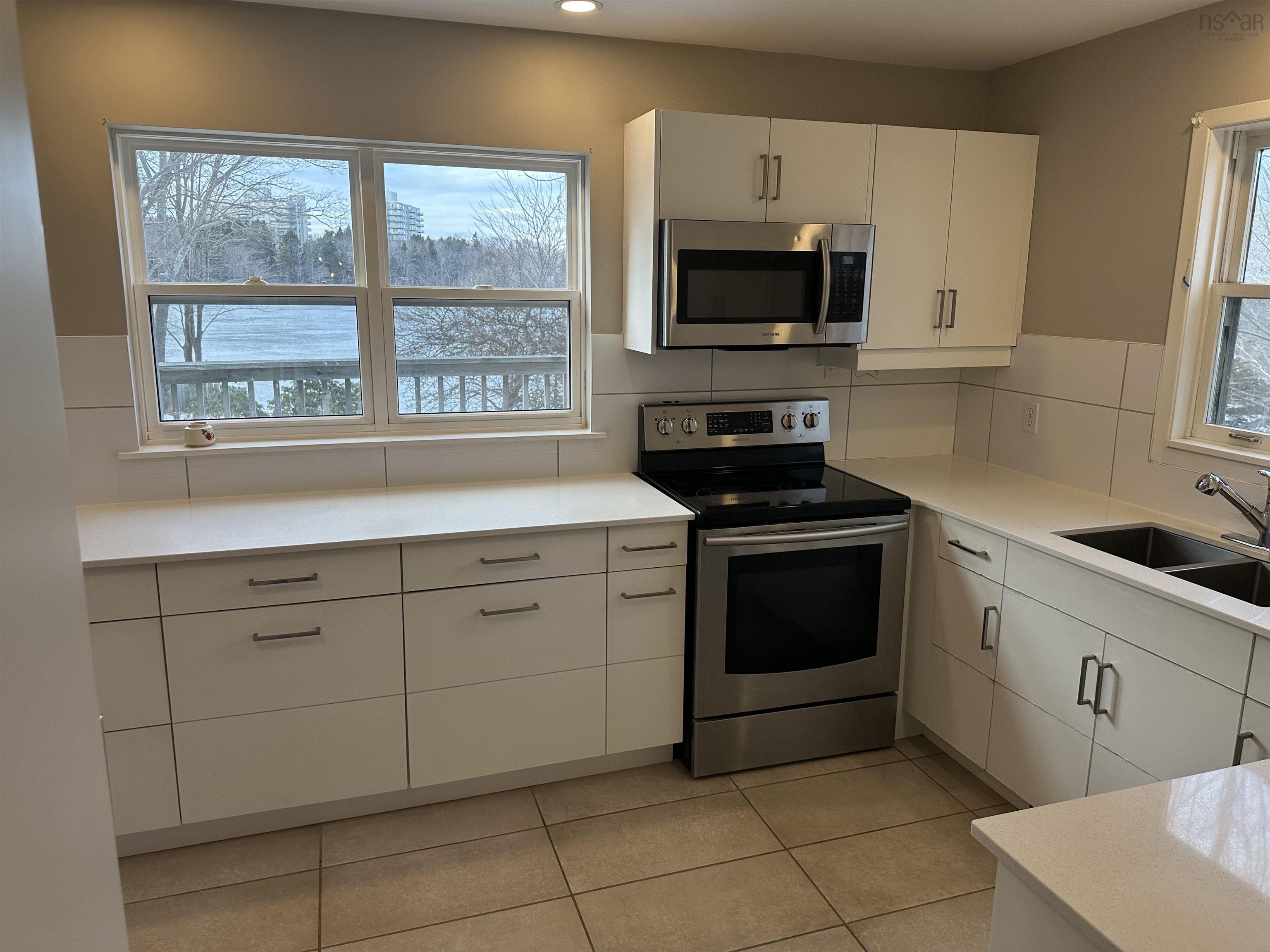 $689,900.00: 5 Hume Street, Dartmouth