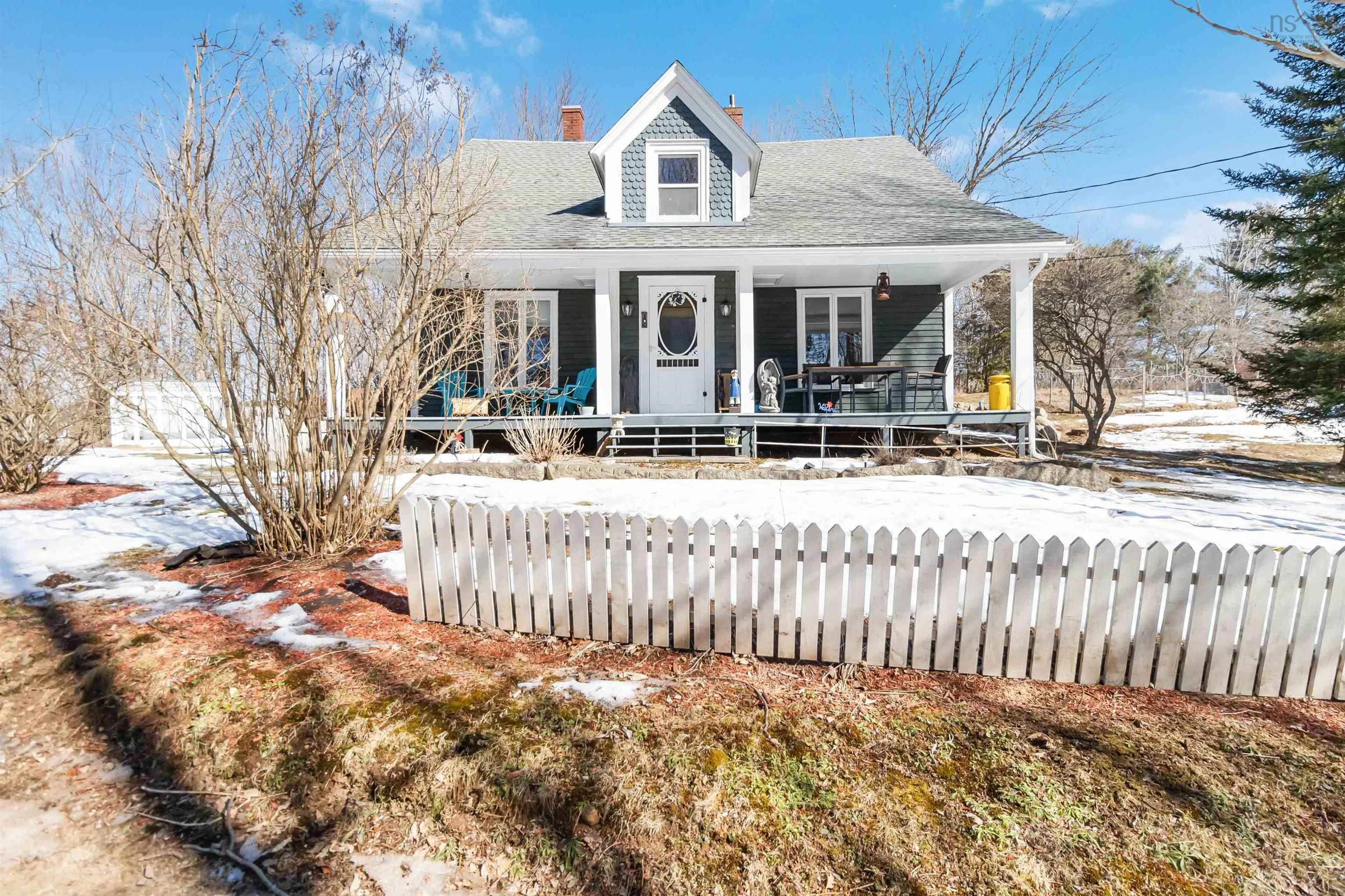 $525,000.00: 100 Elm Street, Bridgewater