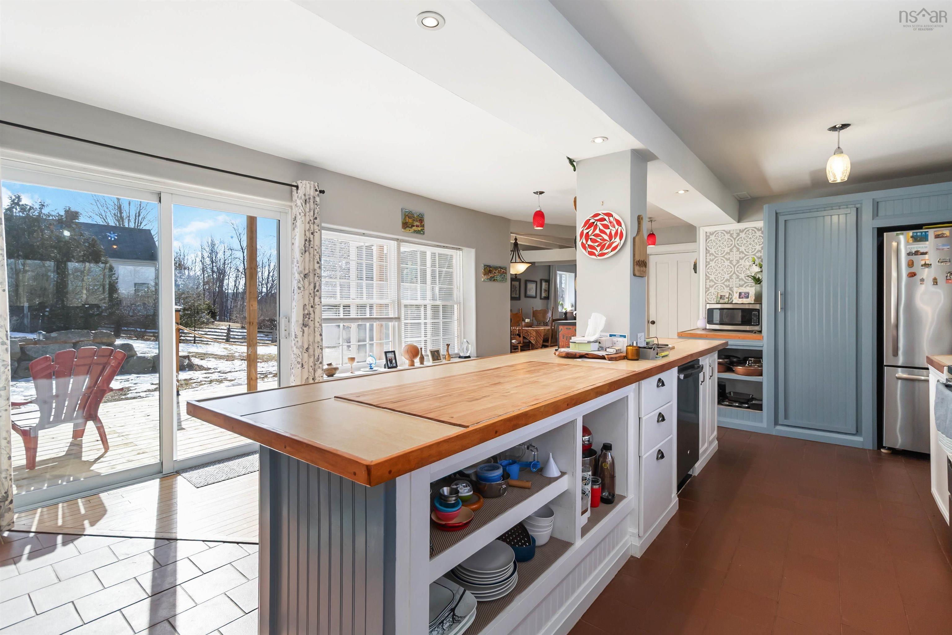 $525,000.00: 100 Elm Street, Bridgewater