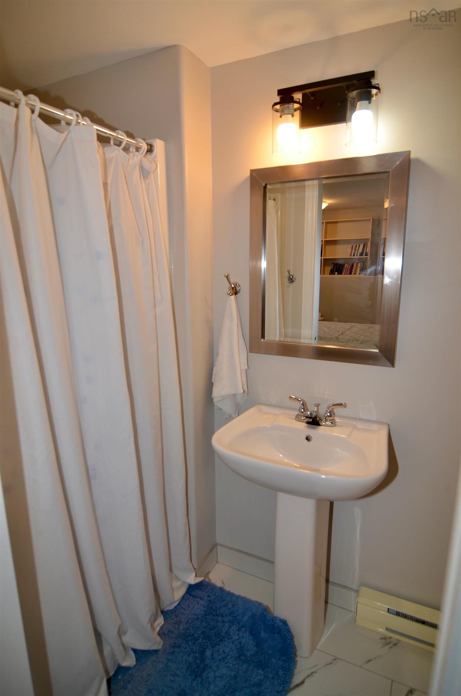 $548,900.00: 20 Lier Ridge, Halifax