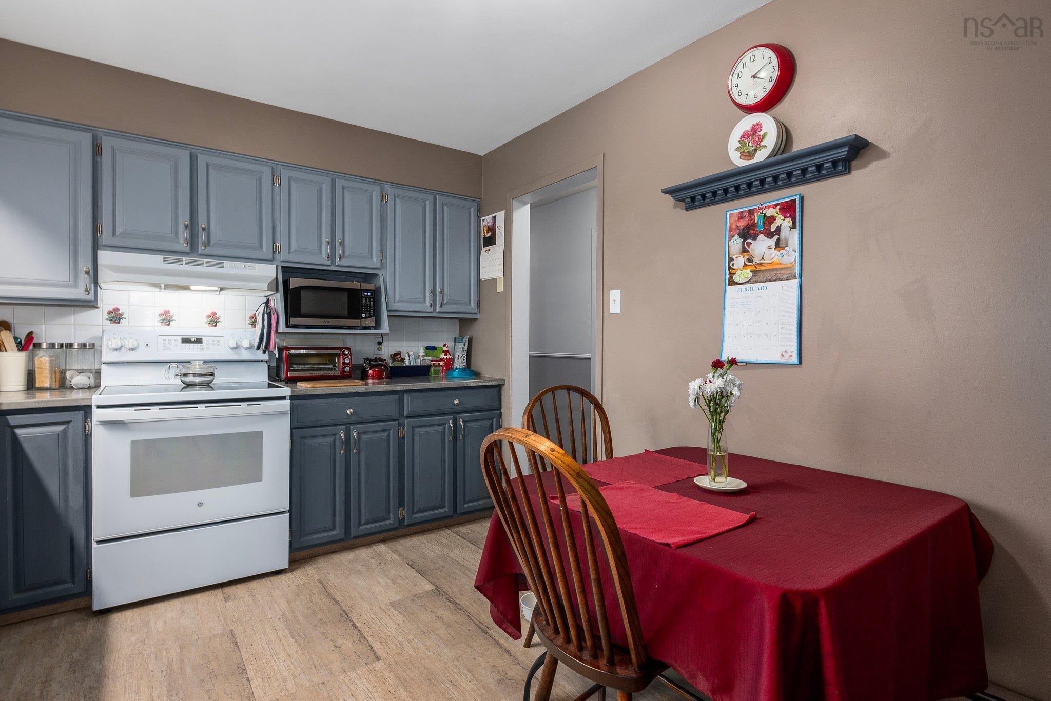 $579,900.00: 10 Irvin Cross Place, Dartmouth