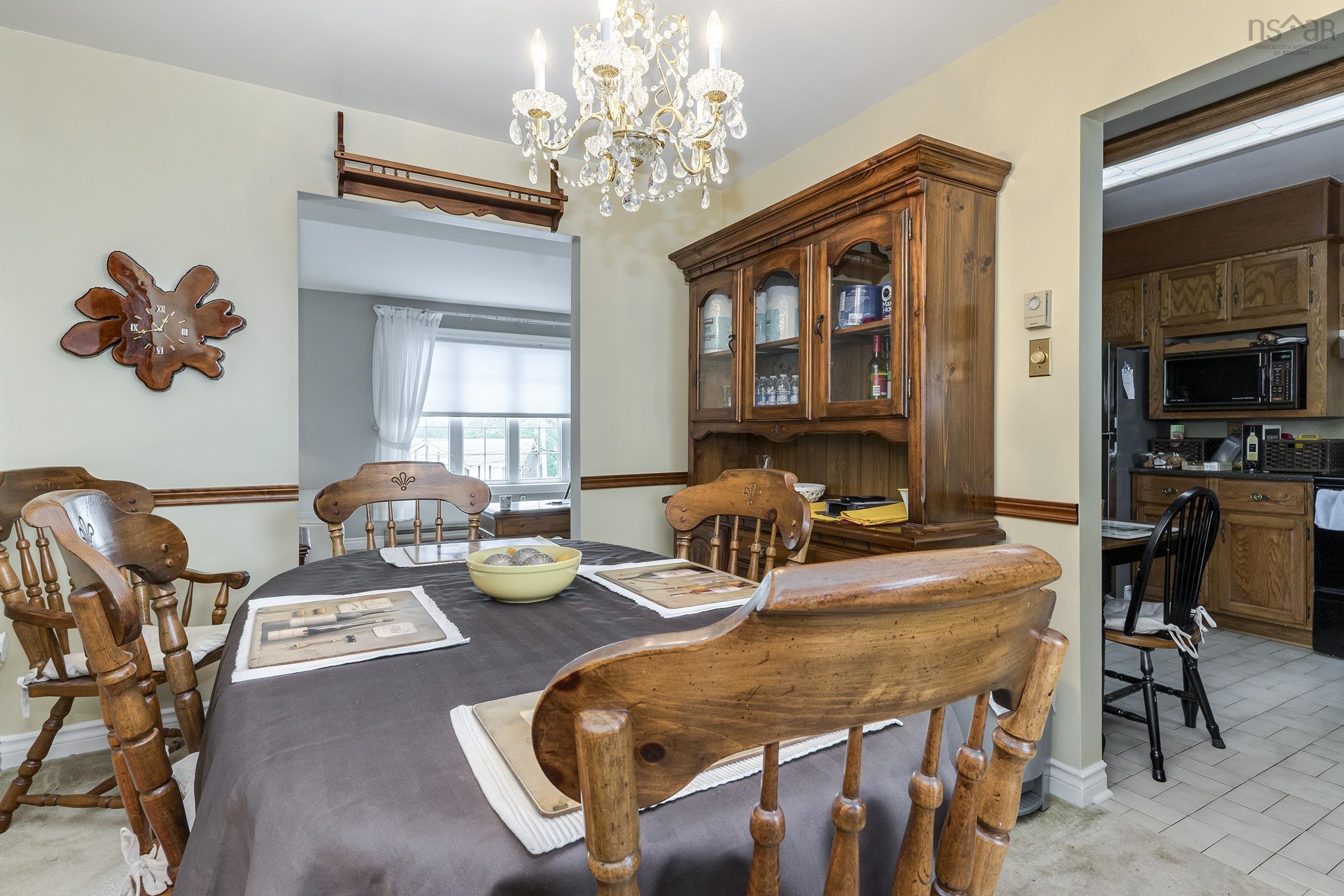 $599,900.00: 107 Shoreview Drive, Bedford
