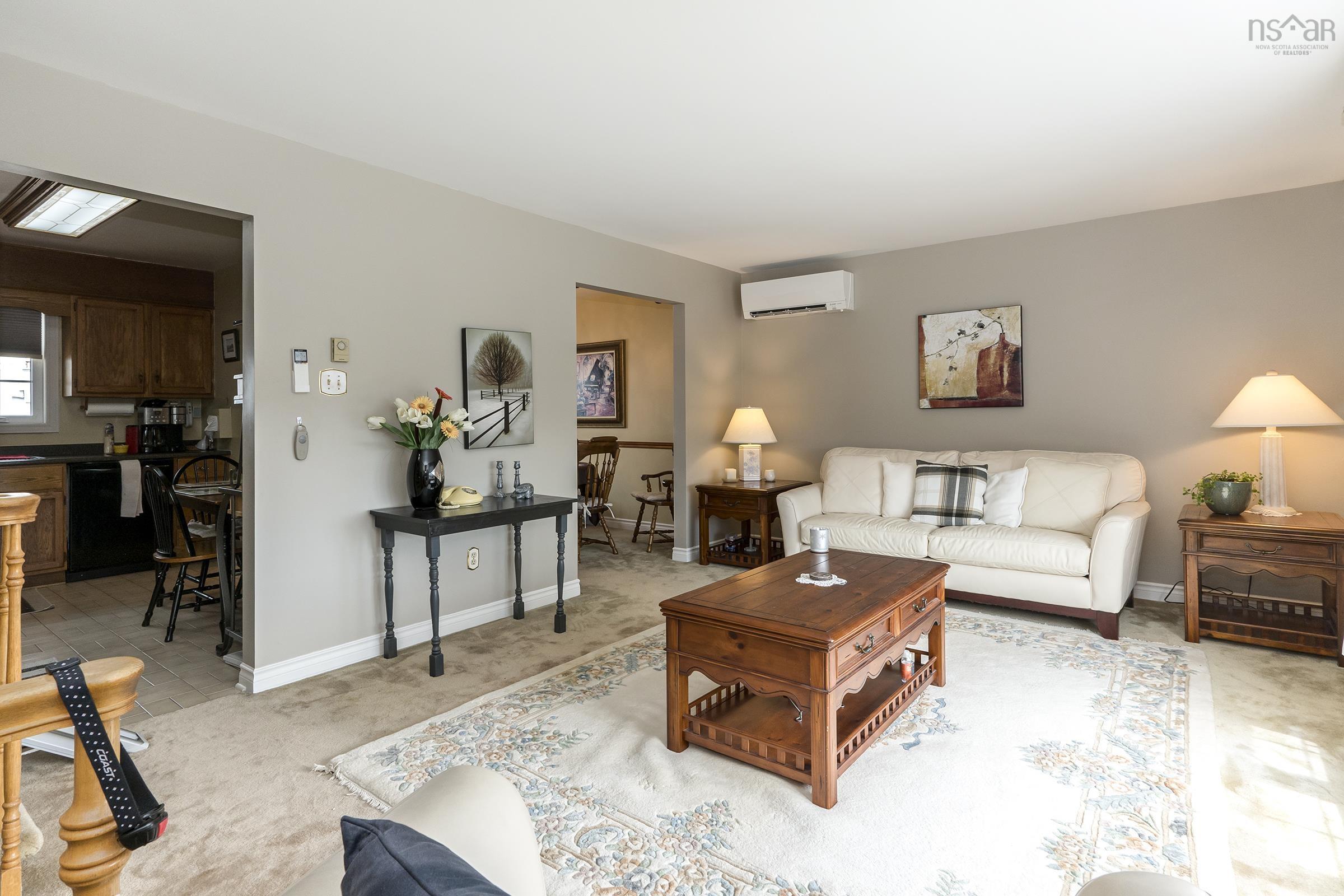 $599,900.00: 107 Shoreview Drive, Bedford
