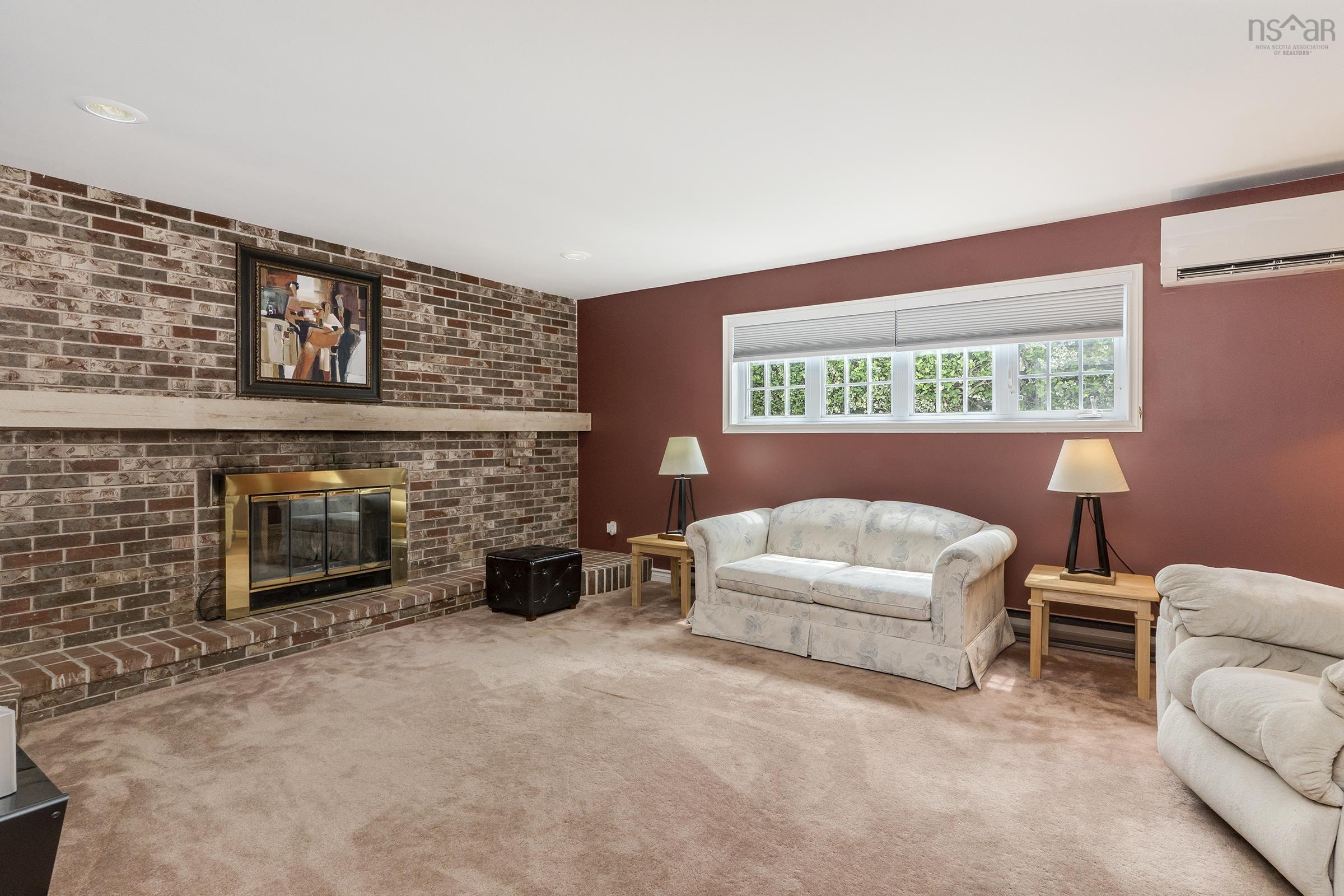 $599,900.00: 107 Shoreview Drive, Bedford