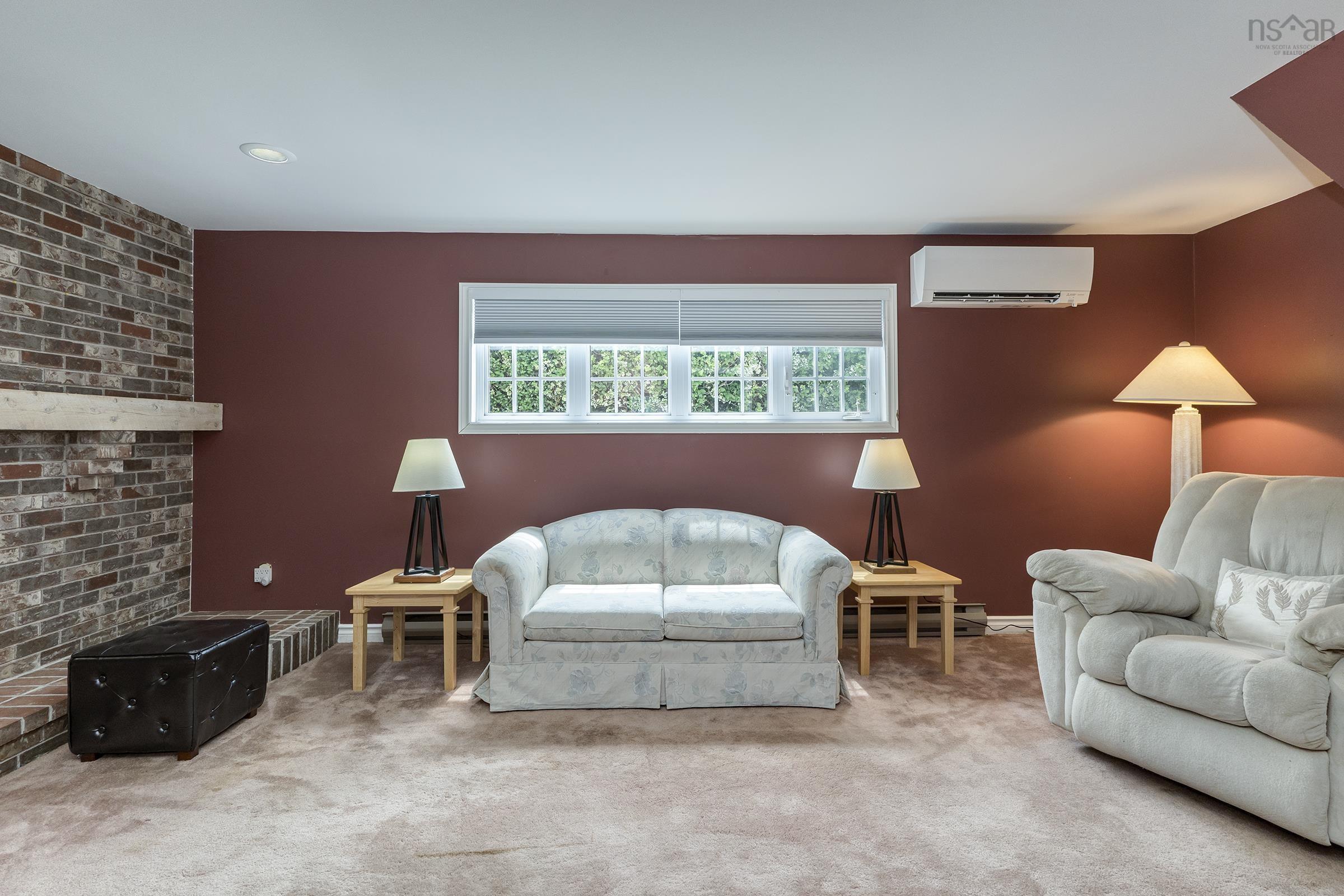 $599,900.00: 107 Shoreview Drive, Bedford