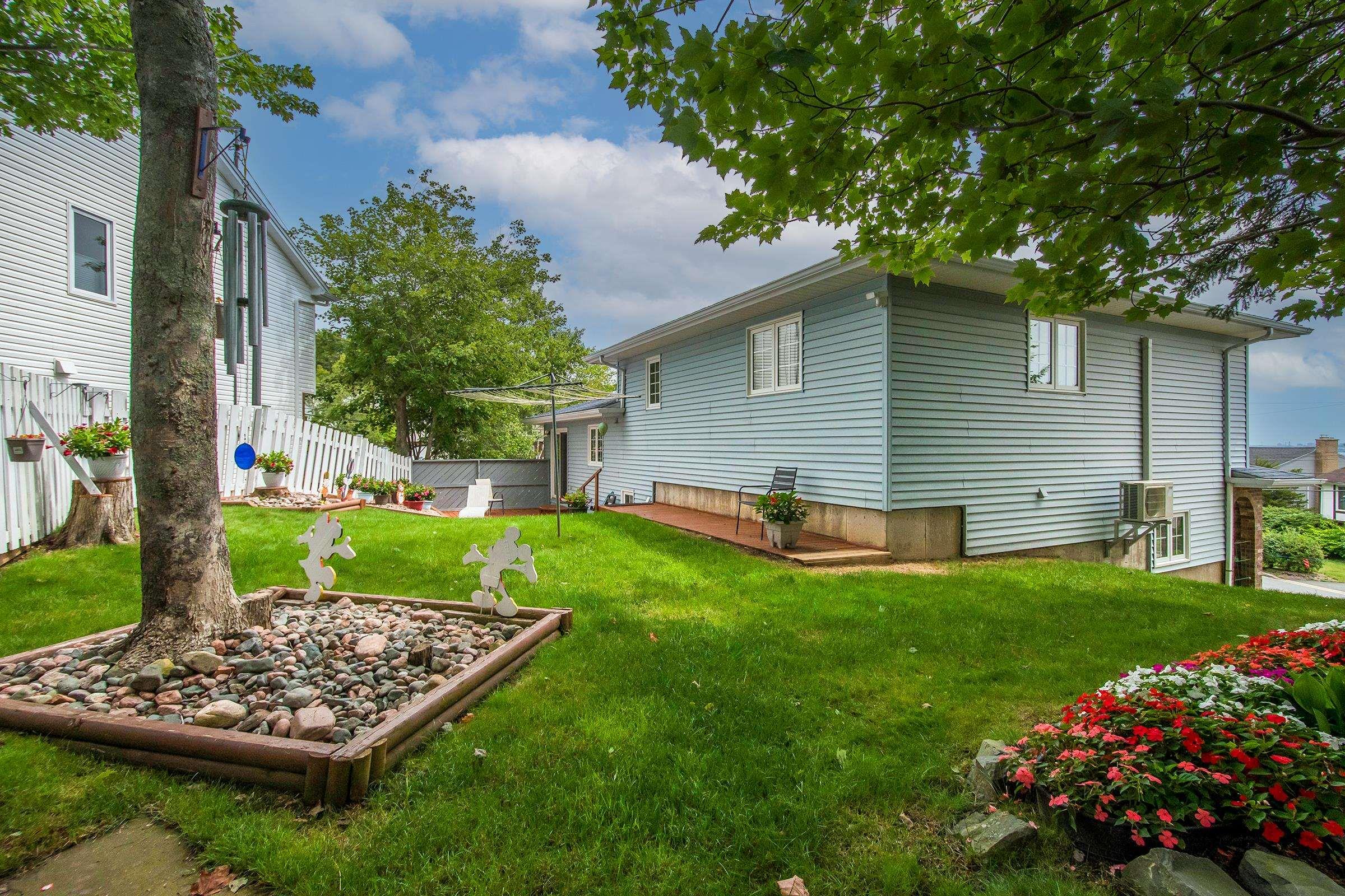 $599,900.00: 107 Shoreview Drive, Bedford