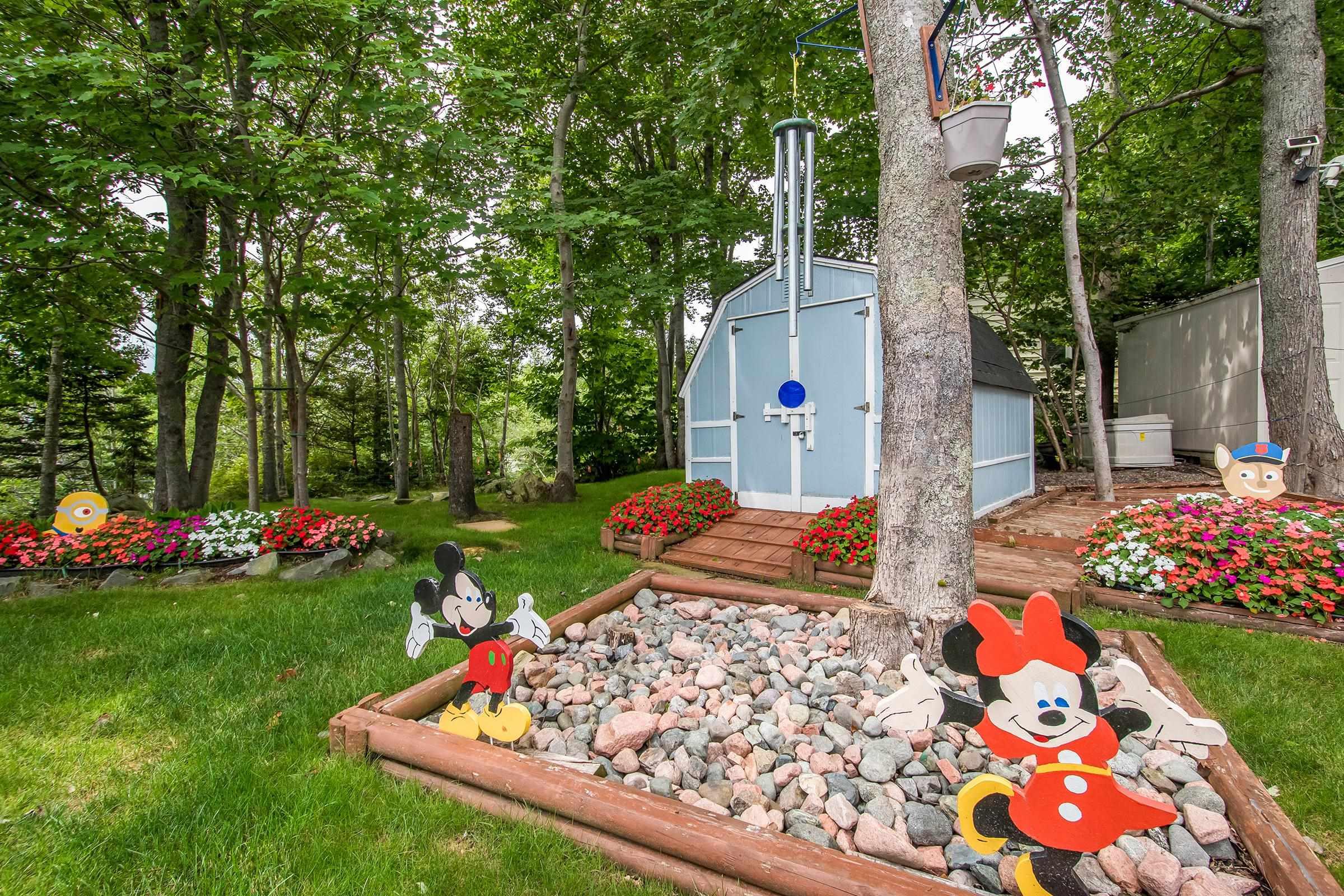 $599,900.00: 107 Shoreview Drive, Bedford