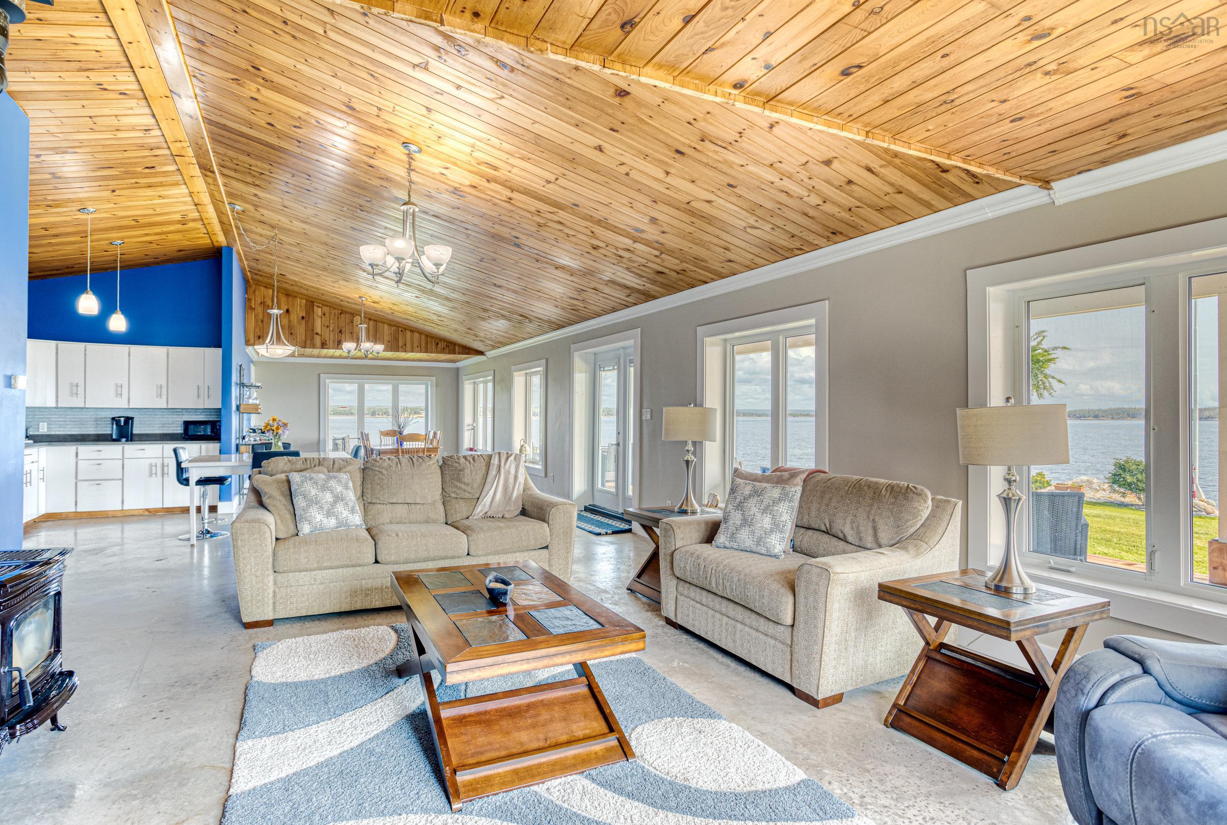 $869,900.00: 201 Southwest Cove Road, Southwest Cove