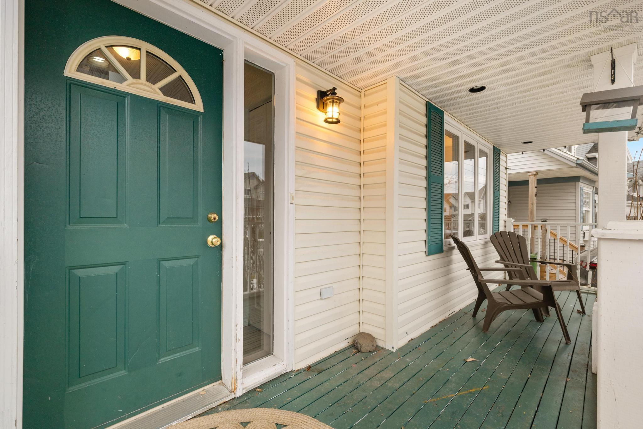 $499,900.00: 4 Victoria Drive, Lower Sackville