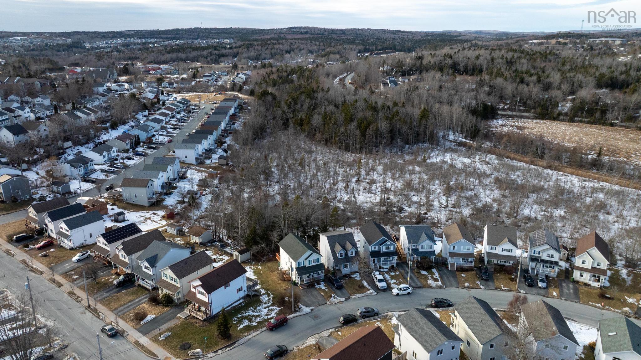 $499,900.00: 4 Victoria Drive, Lower Sackville