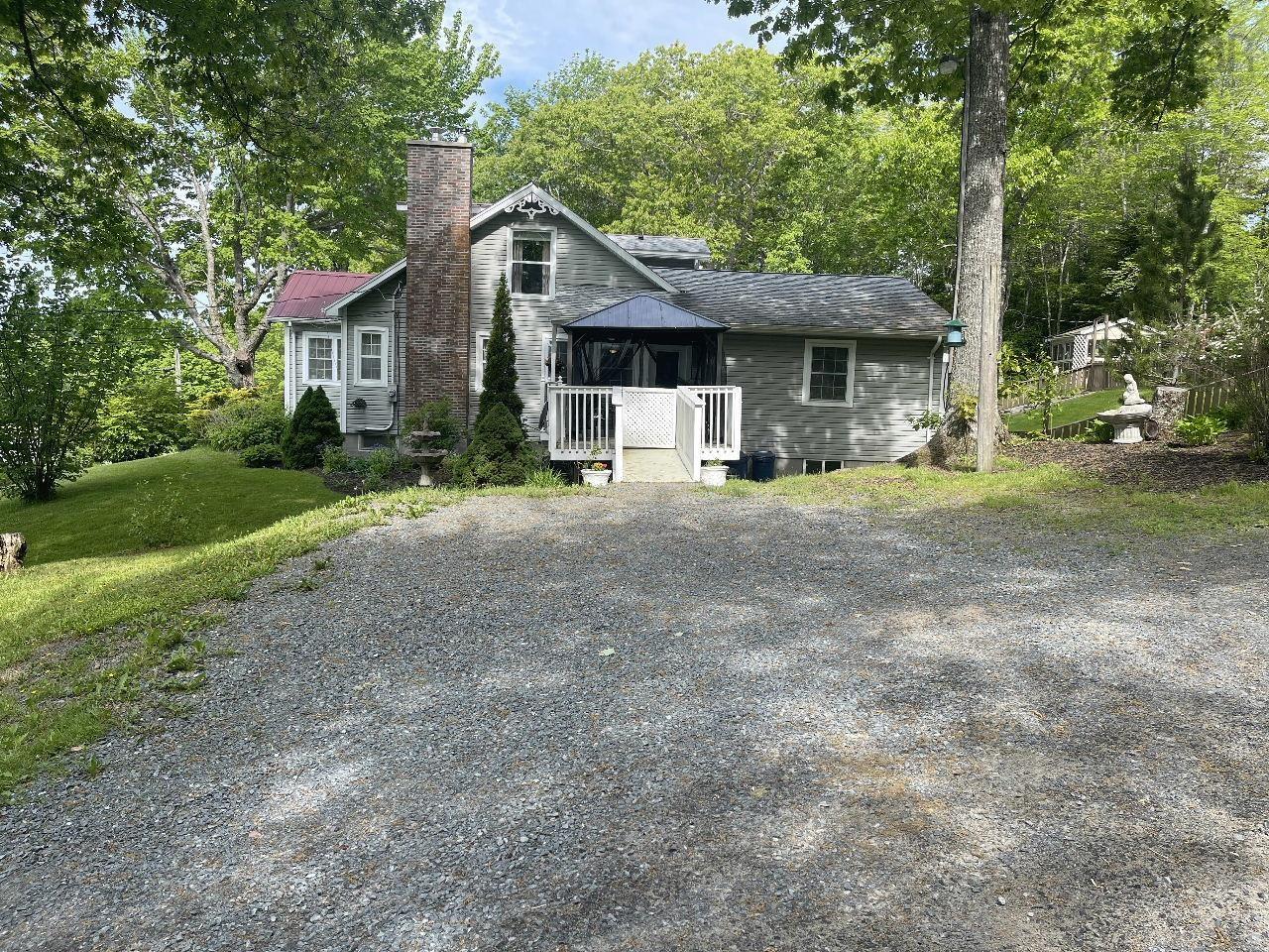 $579,000.00: 5153 14 Highway, Upper Nine Mile River