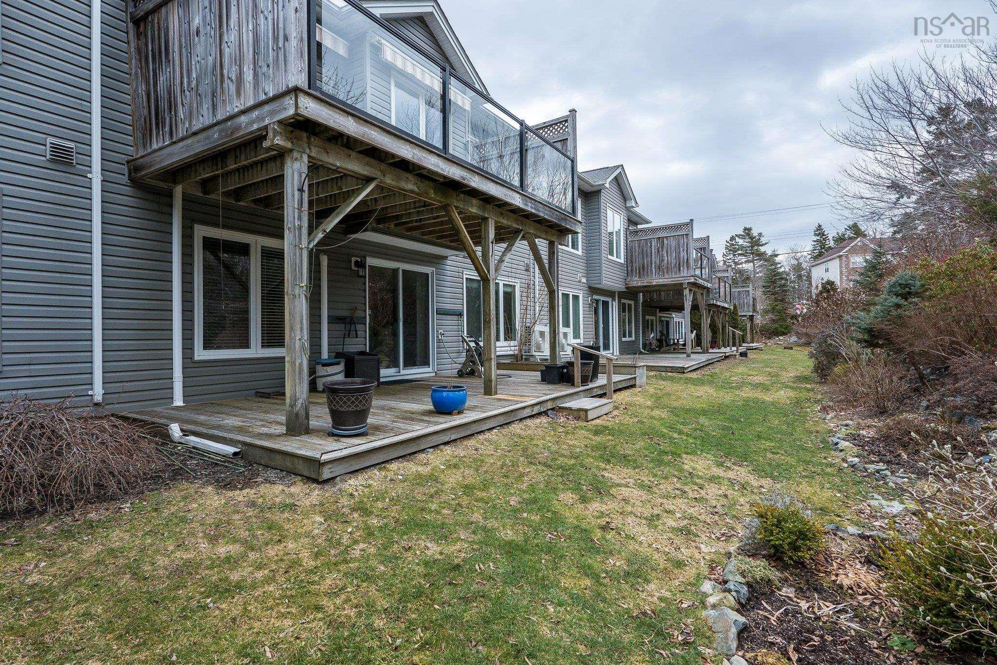 $675,000.00: 14 Kirkwood Court, Bedford
