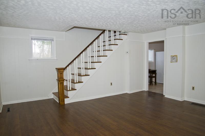 $285,000.00: 287 Oakdene Avenue, North Kentville