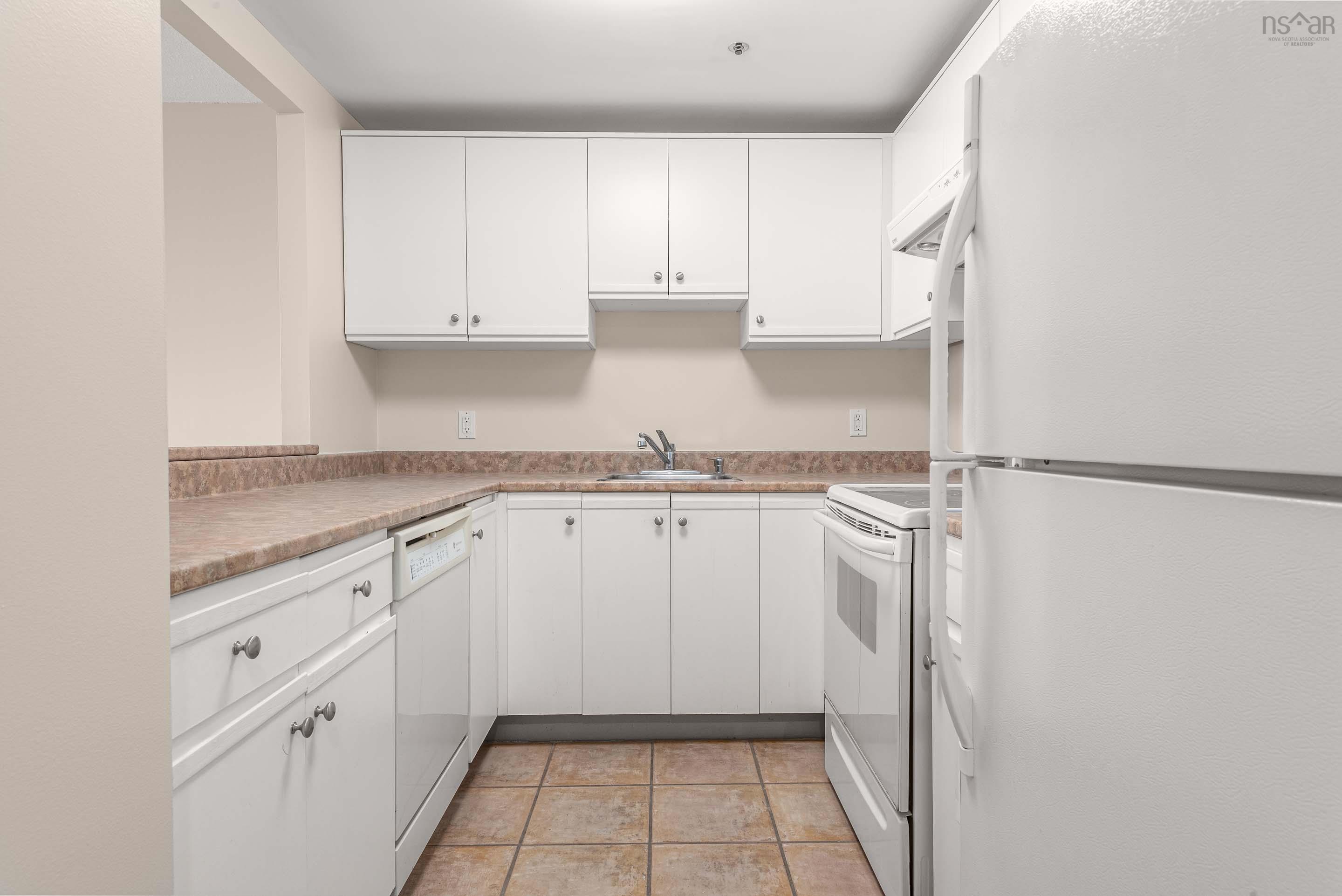 $424,900.00: 204 1326 lower water Street, Halifax