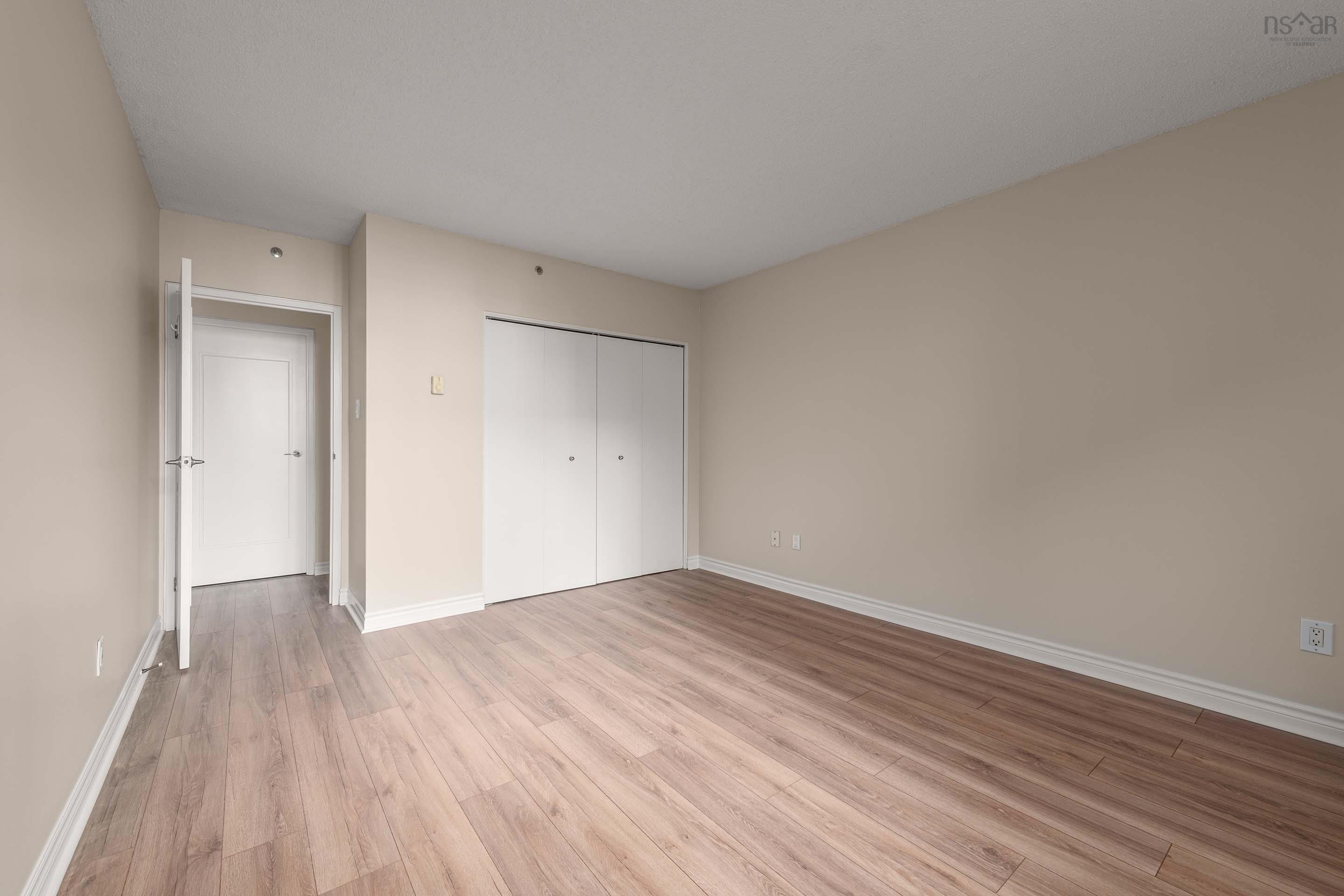 $424,900.00: 204 1326 lower water Street, Halifax