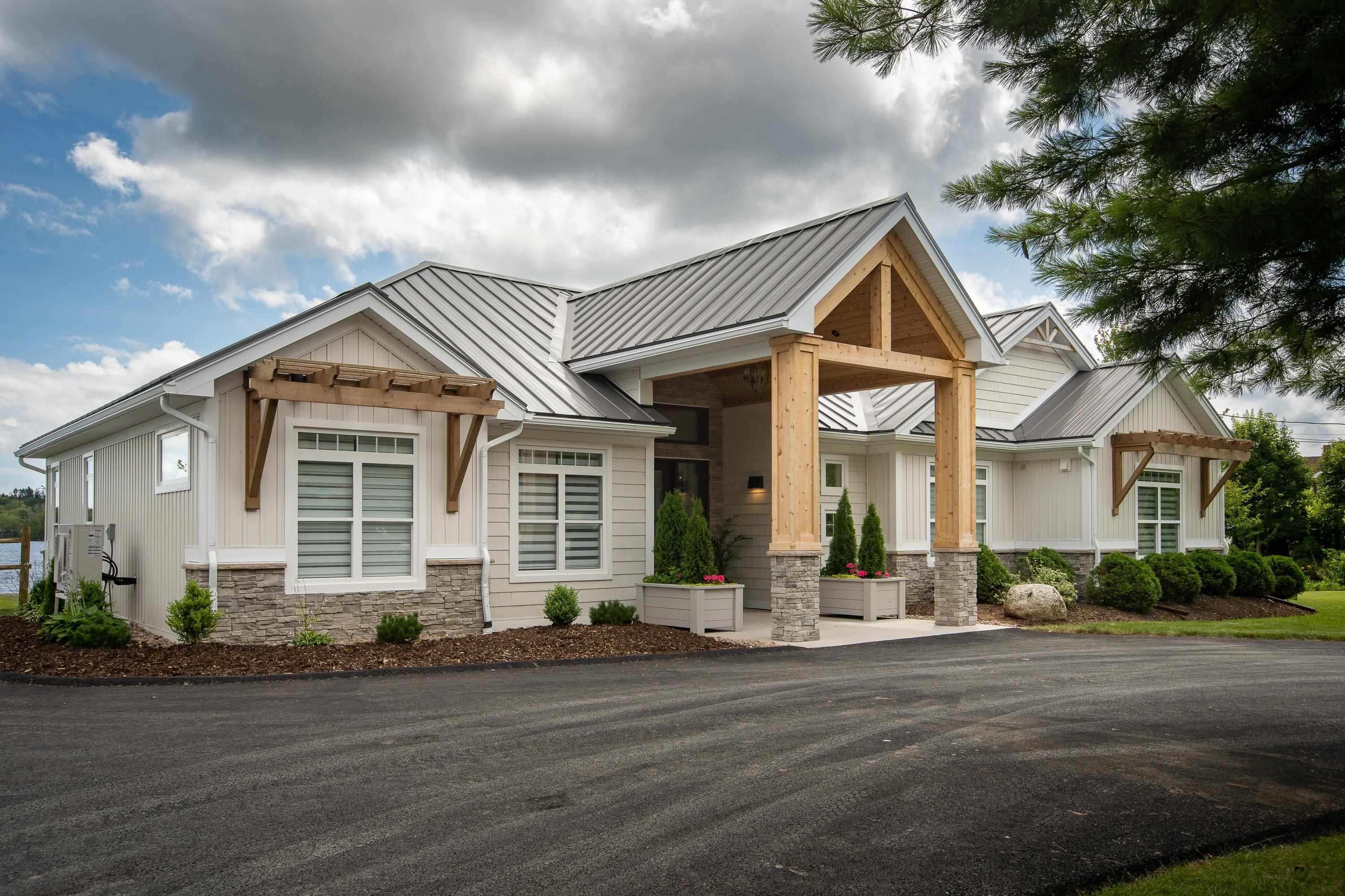 $1,999,999.00: 60 Post Office Road, Porters Lake