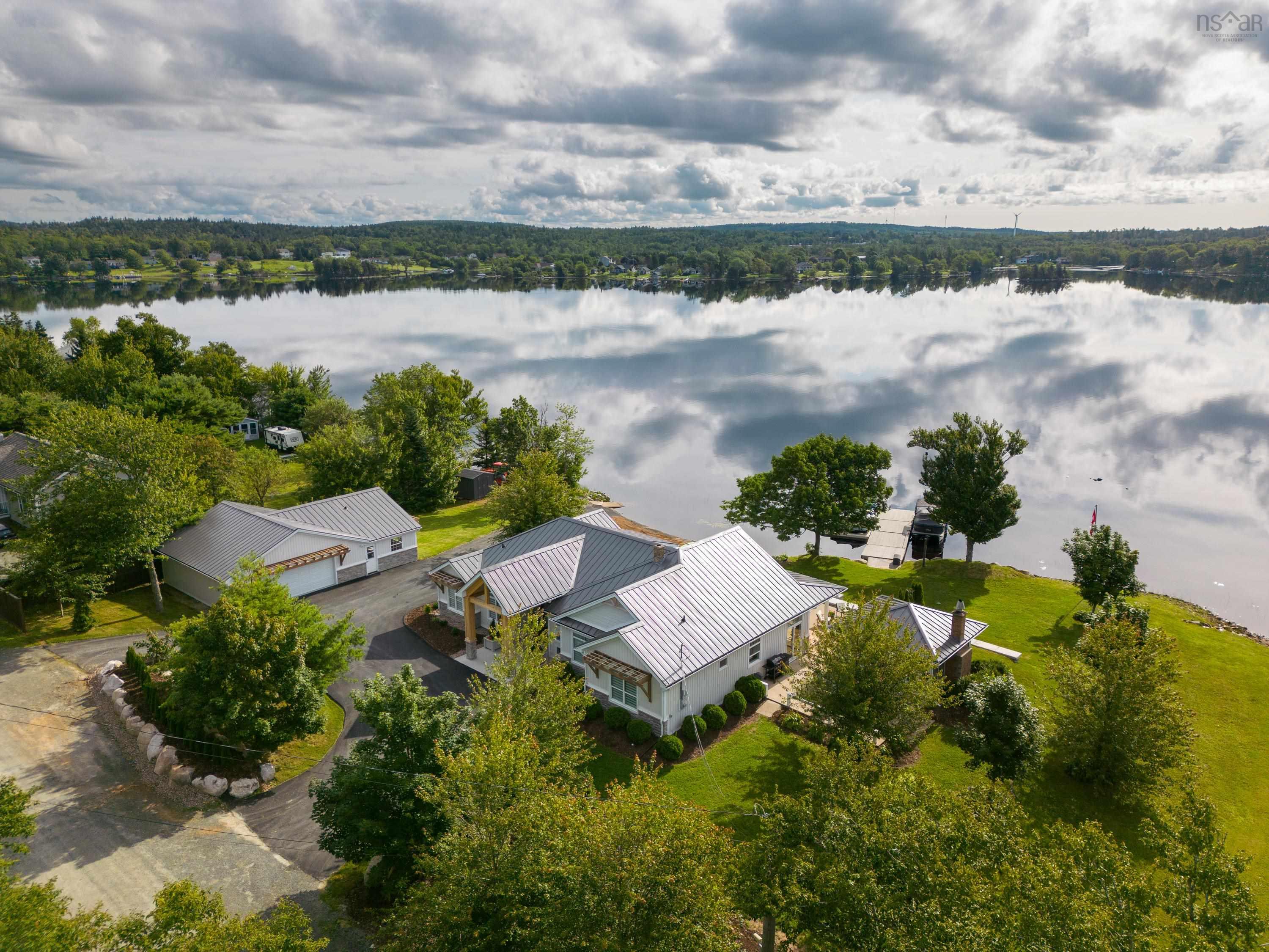 $1,999,999.00: 60 Post Office Road, Porters Lake