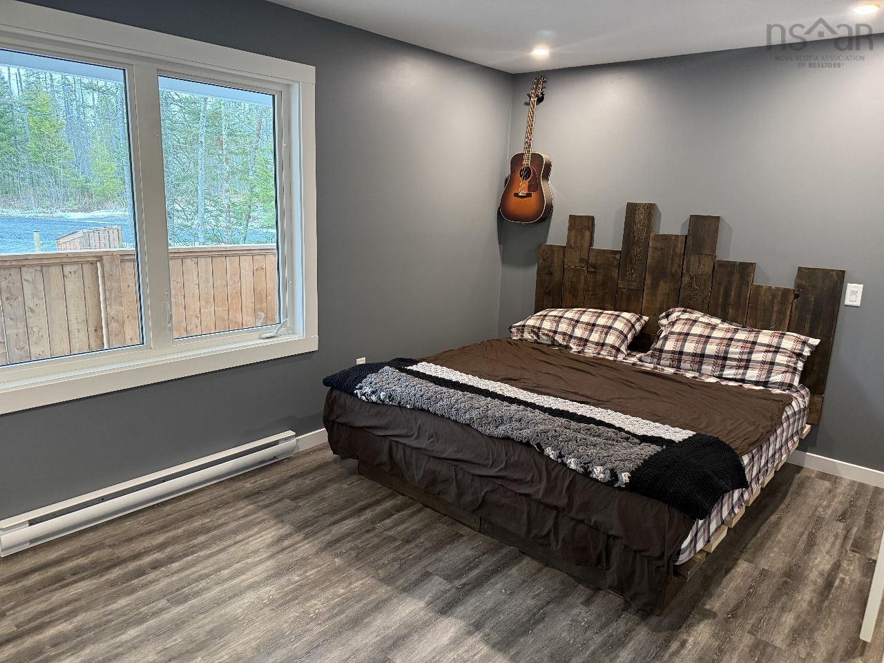 $639,000.00: 16 Robyn Drive, Nine Mile River