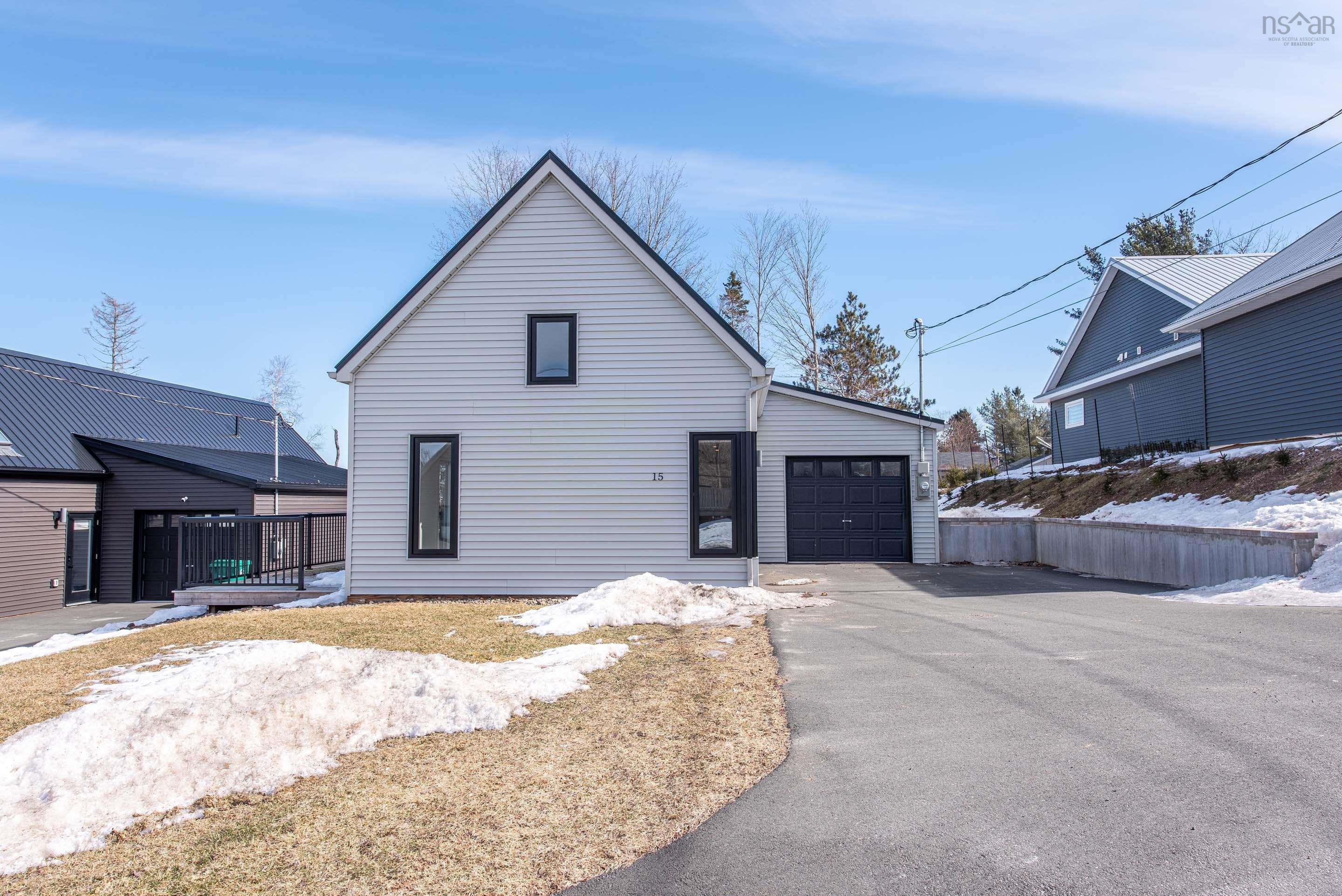$414,900.00: 15 Monarch, Truro